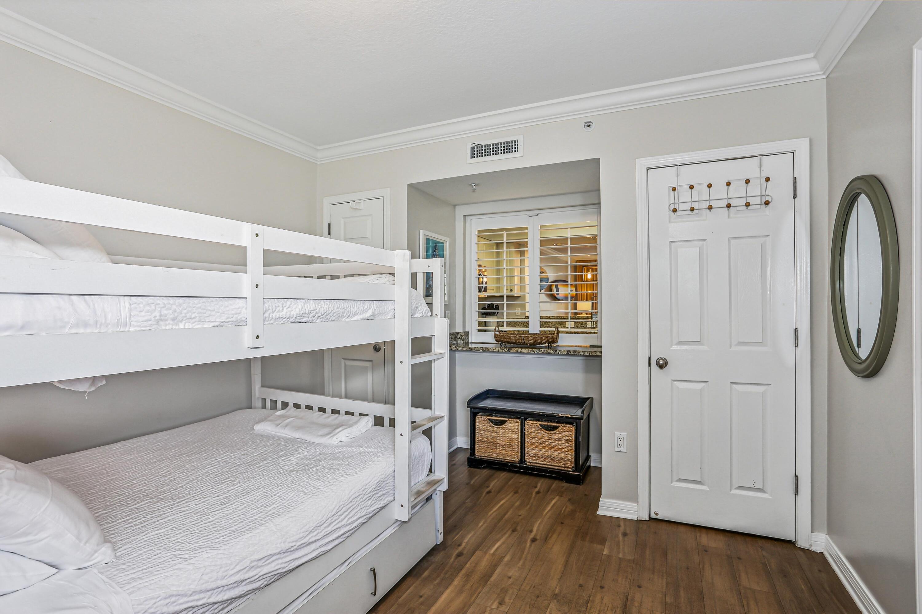 HERON @ DESTIN WEST BEACH AND BAY RESORT - Residential