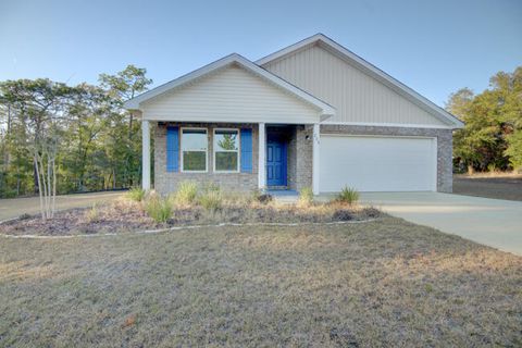 A home in DeFuniak Springs