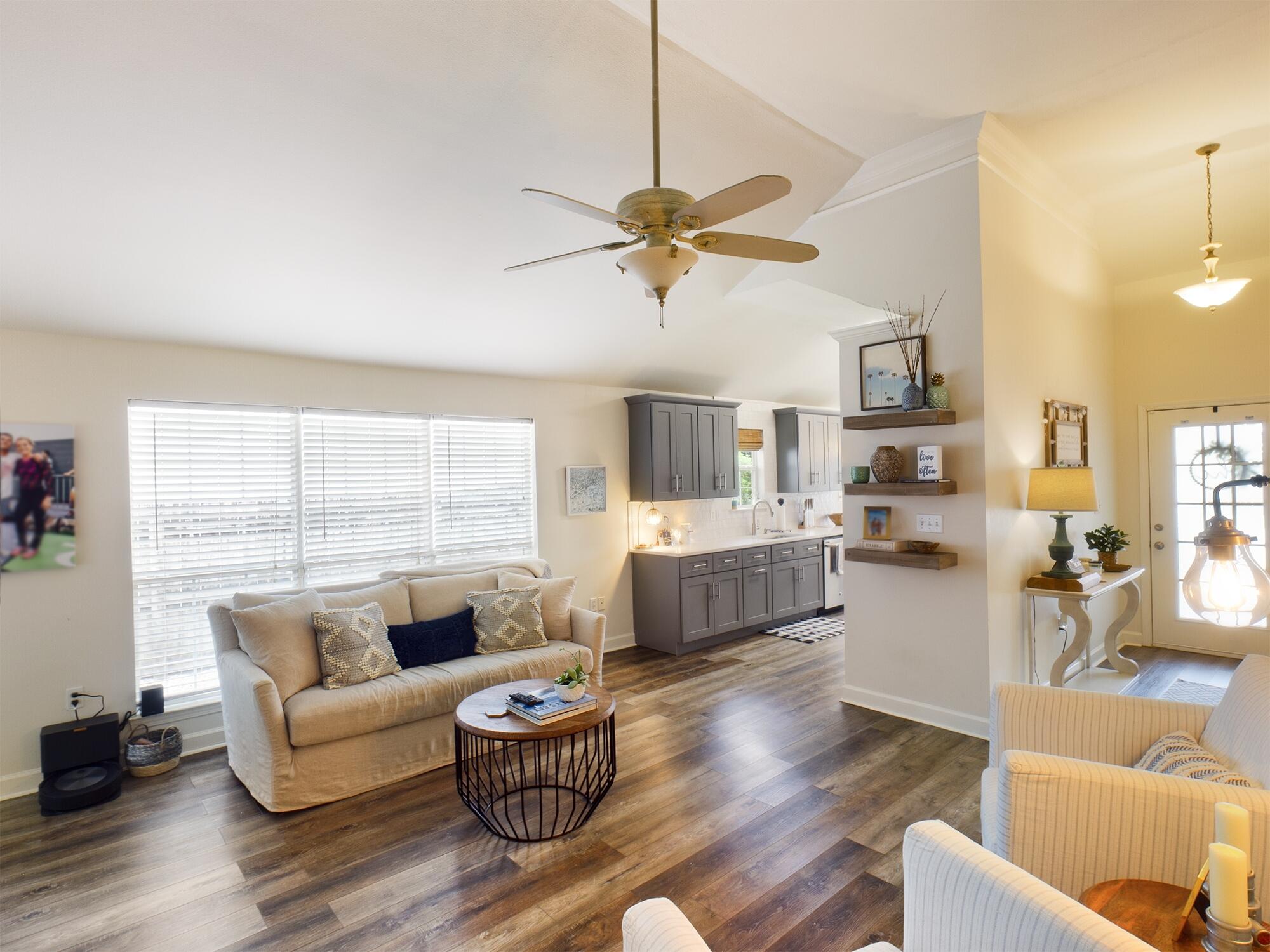 OLDE FLORIDA LAKES - Residential