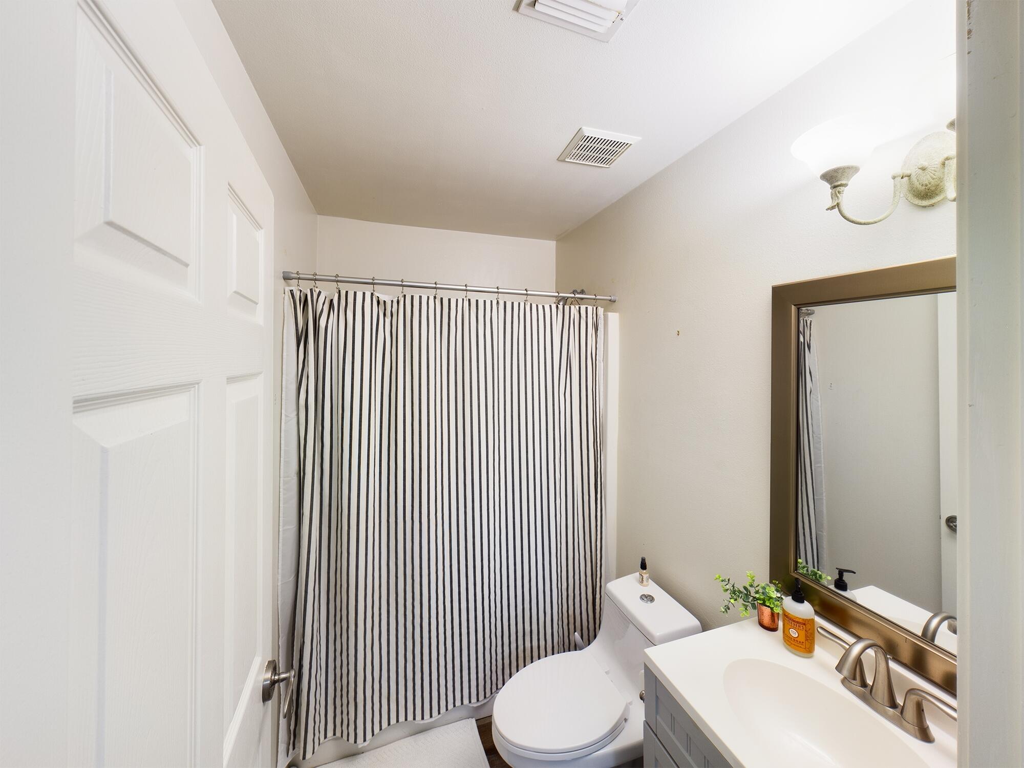 OLDE FLORIDA LAKES - Residential