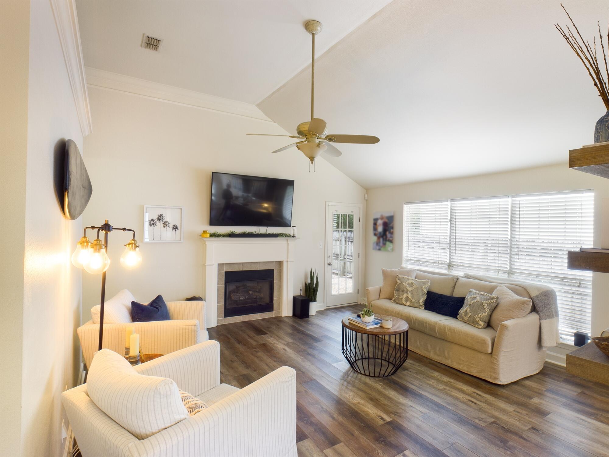 OLDE FLORIDA LAKES - Residential