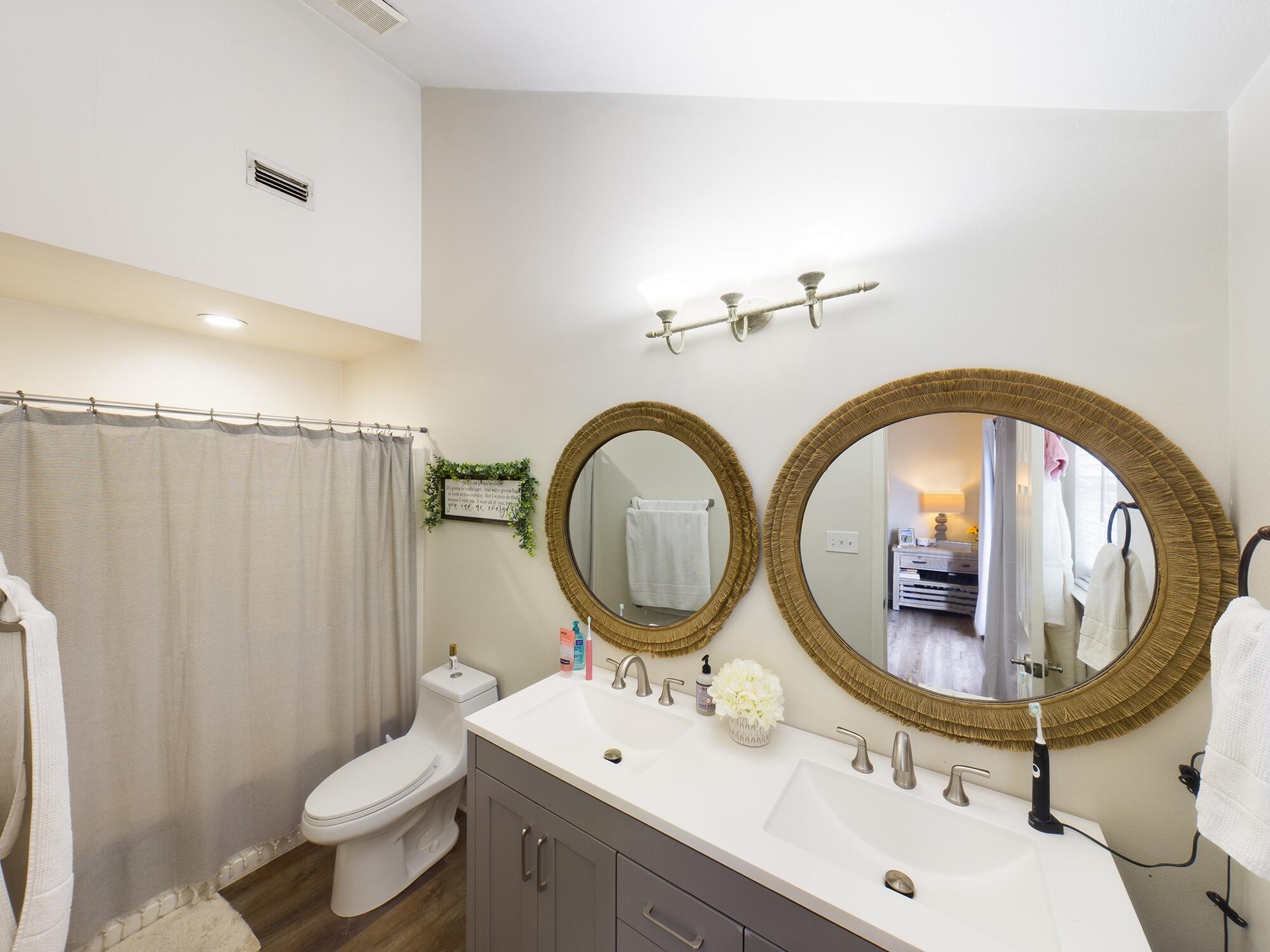 OLDE FLORIDA LAKES - Residential