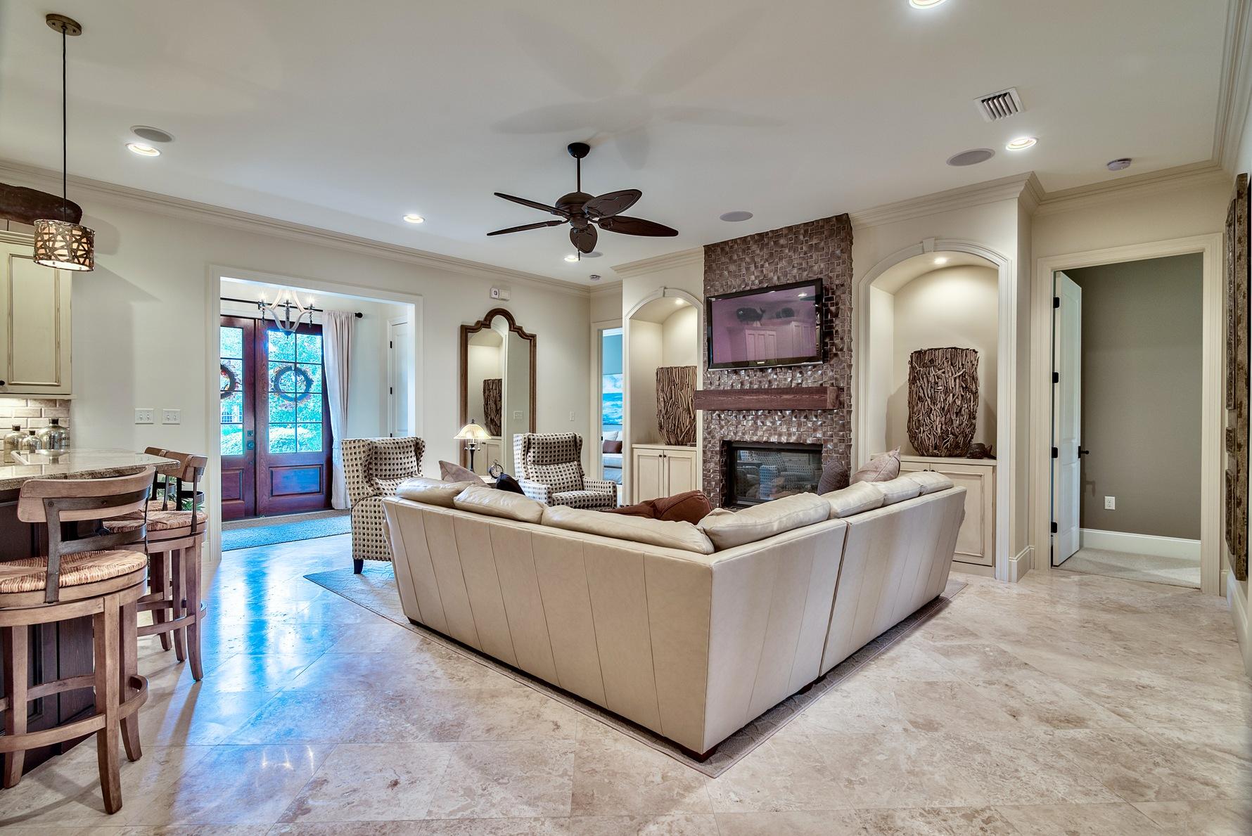 BURNT PINE - Residential