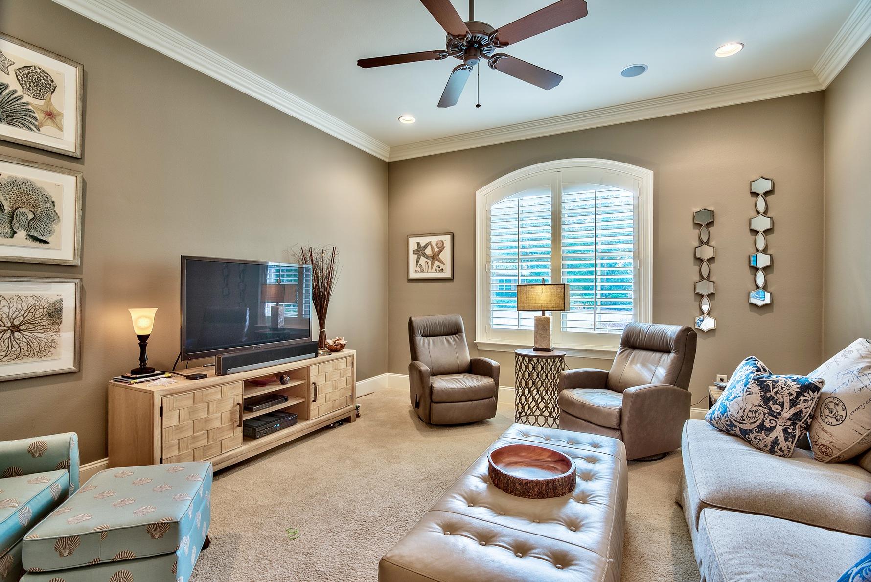 BURNT PINE - Residential