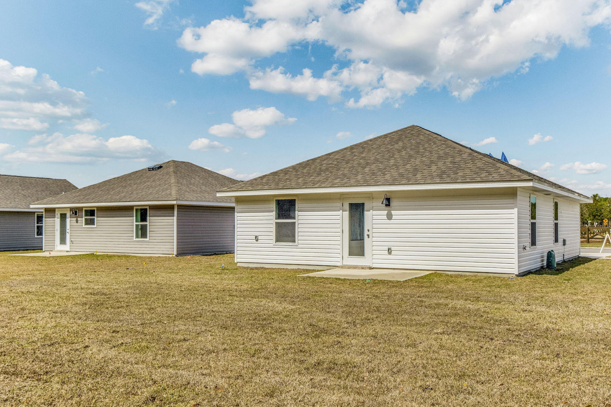 RIVERS COVE PHS 1 - Residential