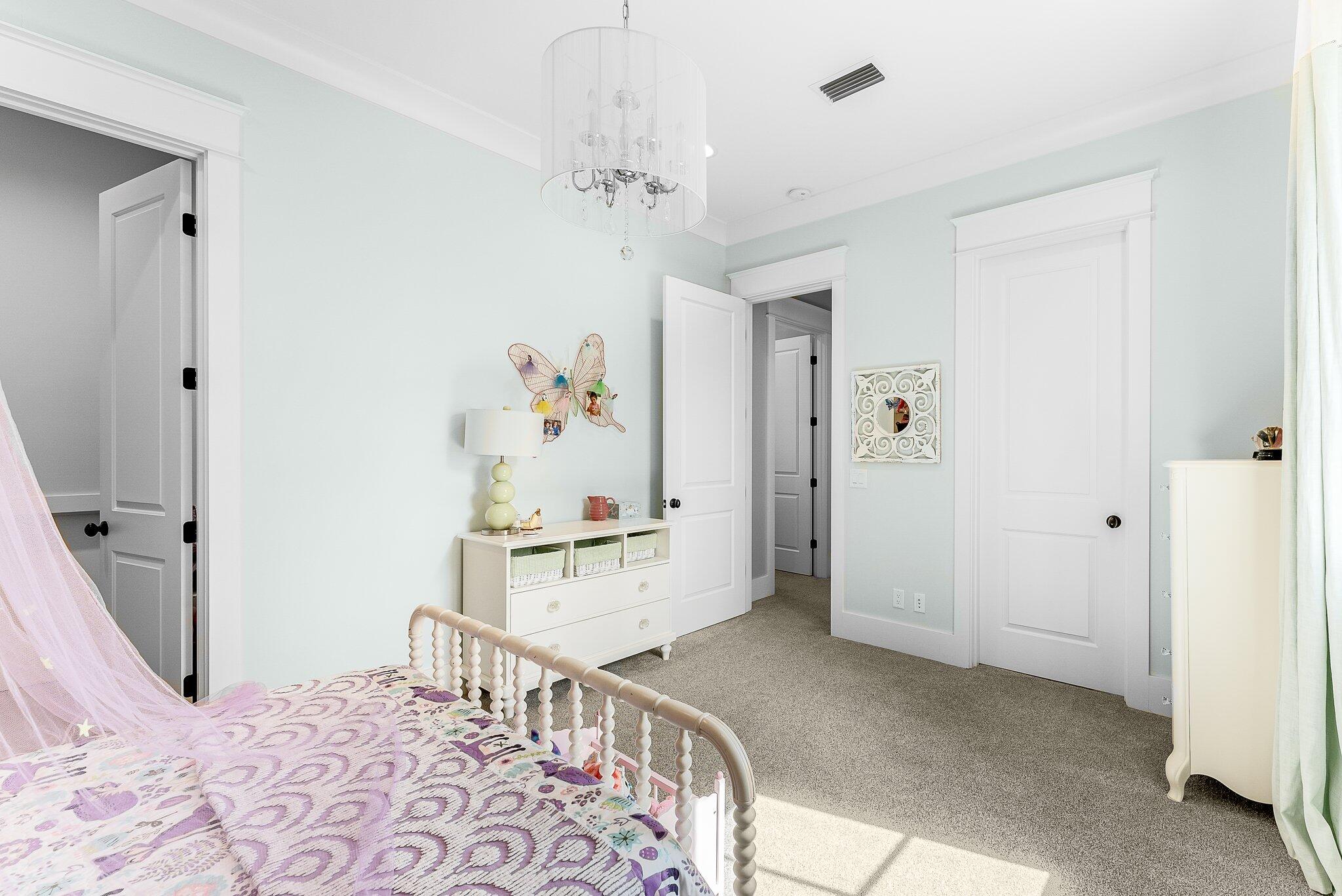 FLAMINGO BEACH - Residential