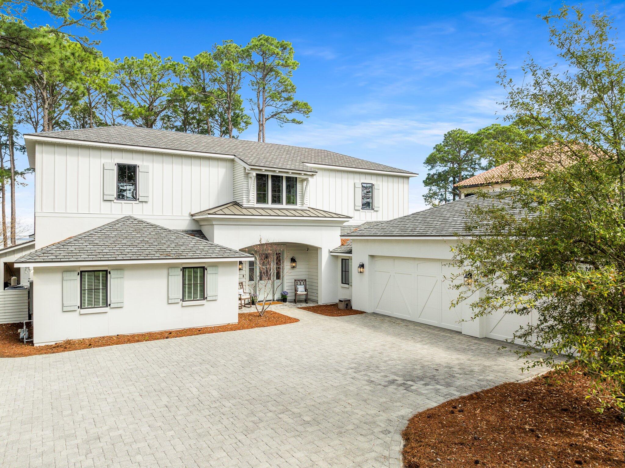 FLAMINGO BEACH - Residential