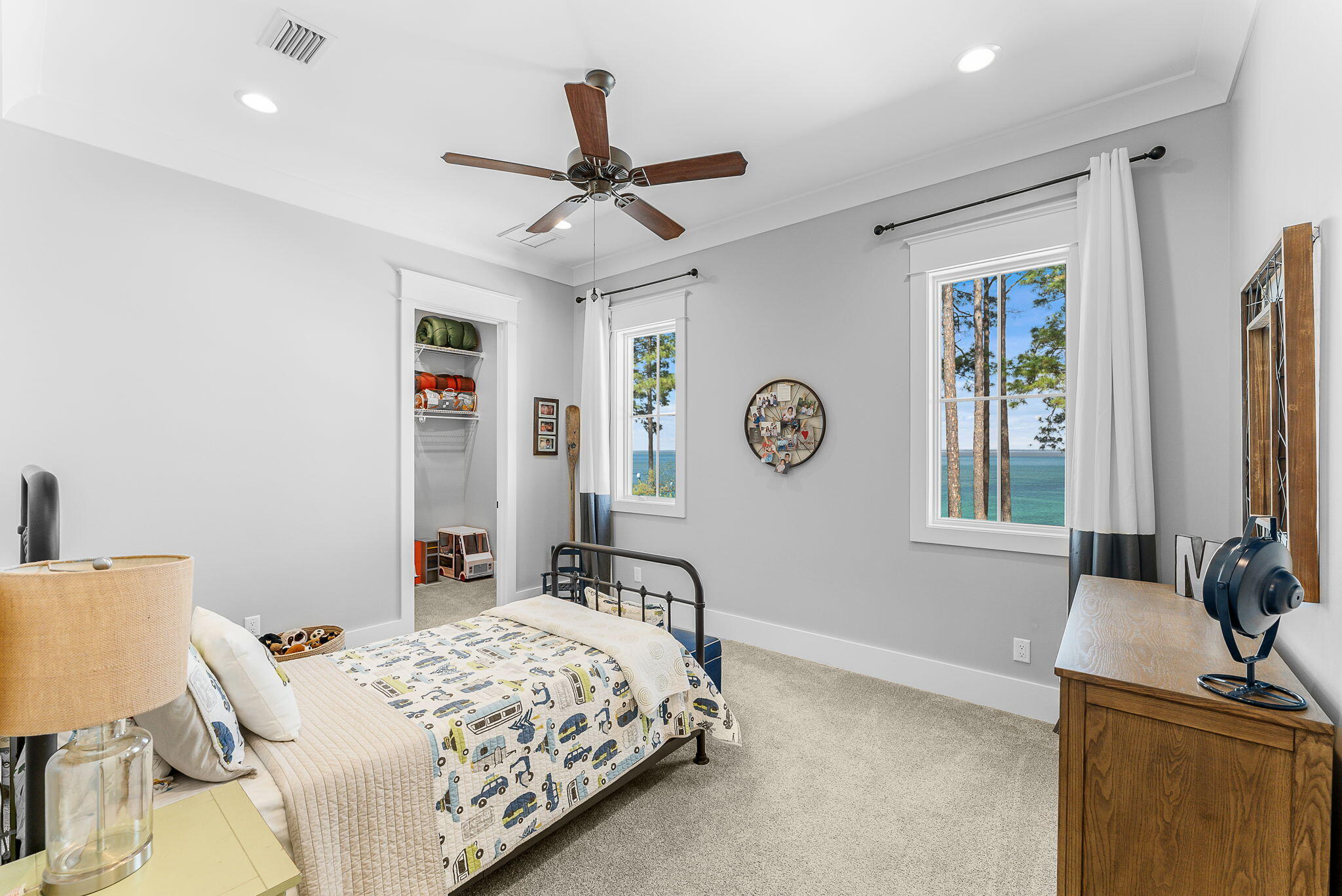 FLAMINGO BEACH - Residential