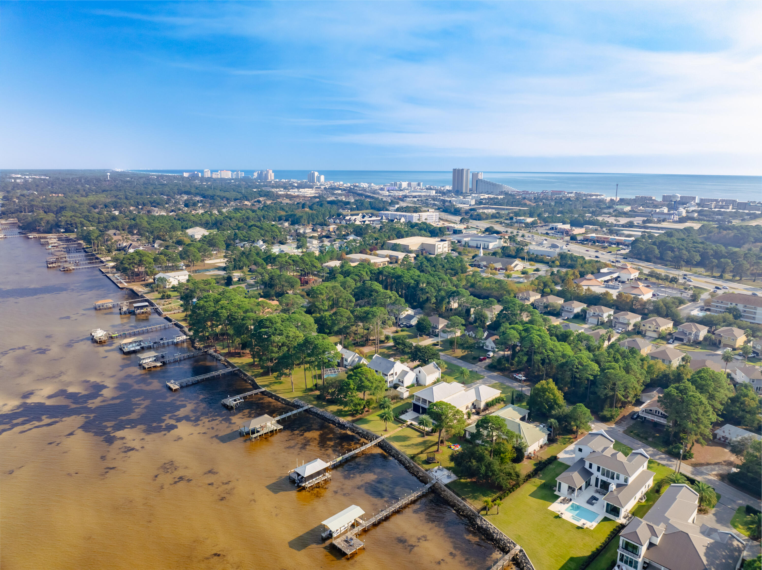 FLAMINGO BEACH - Residential