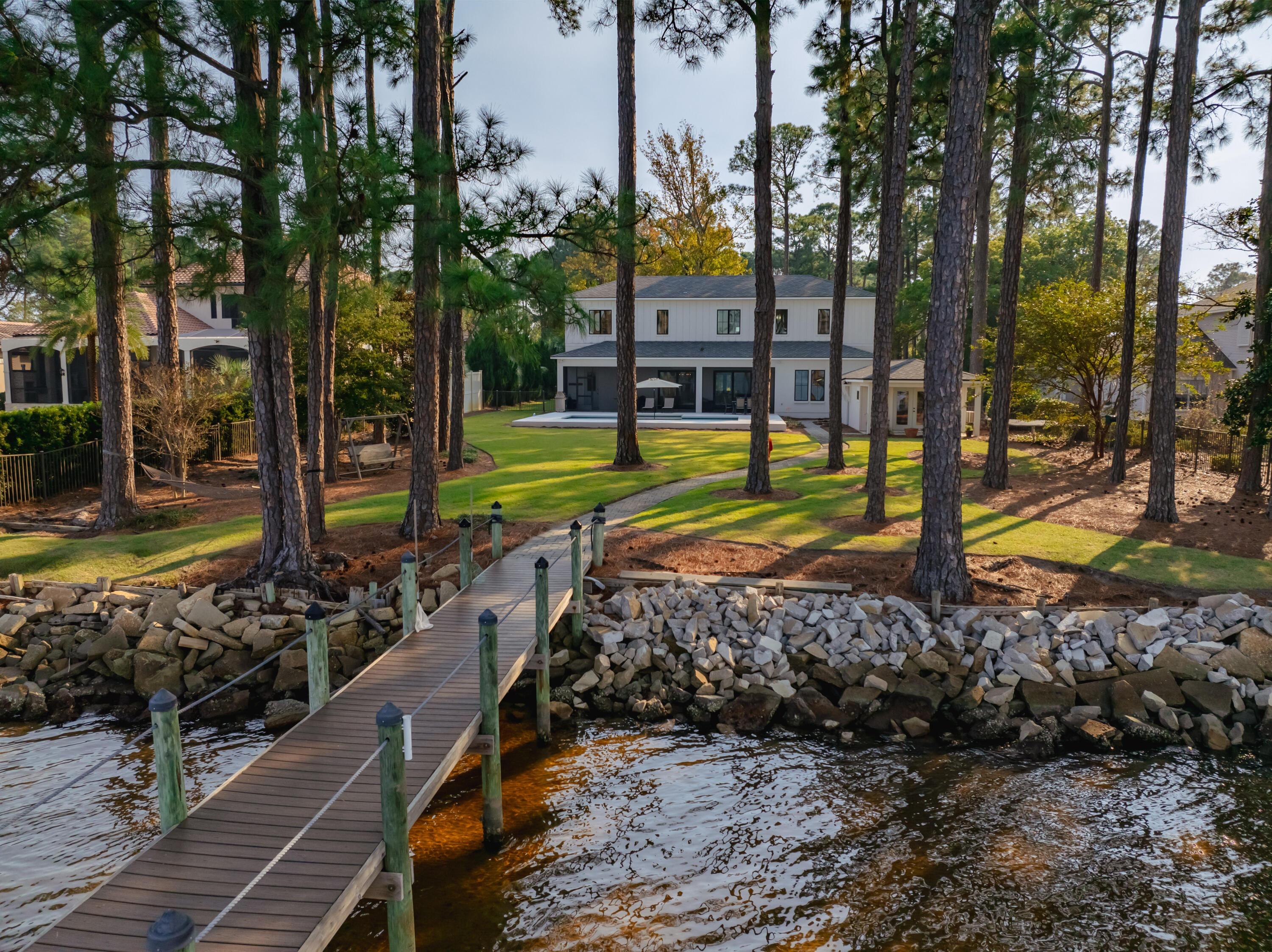 FLAMINGO BEACH - Residential