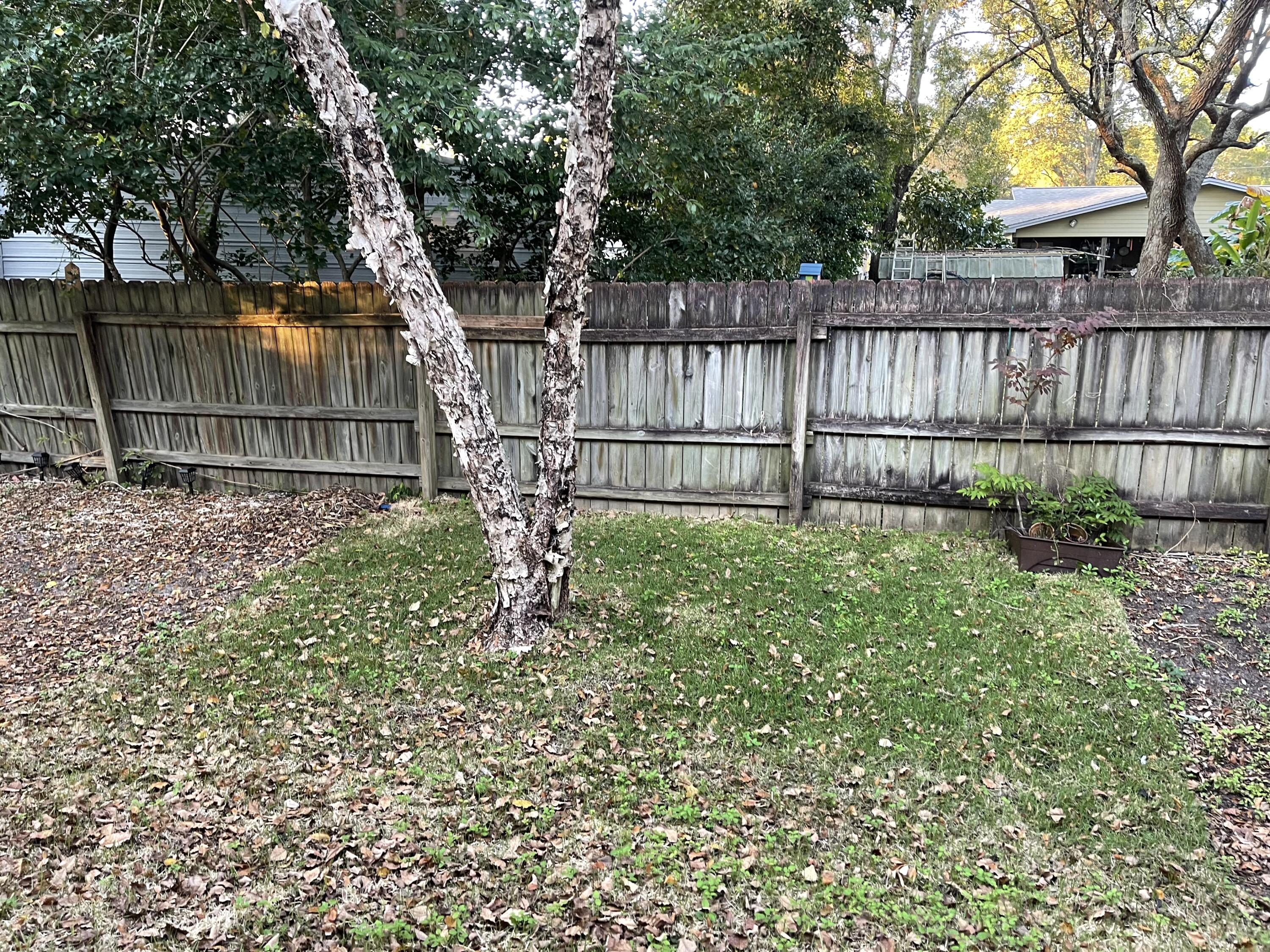 SHAY LIN T/H - Residential