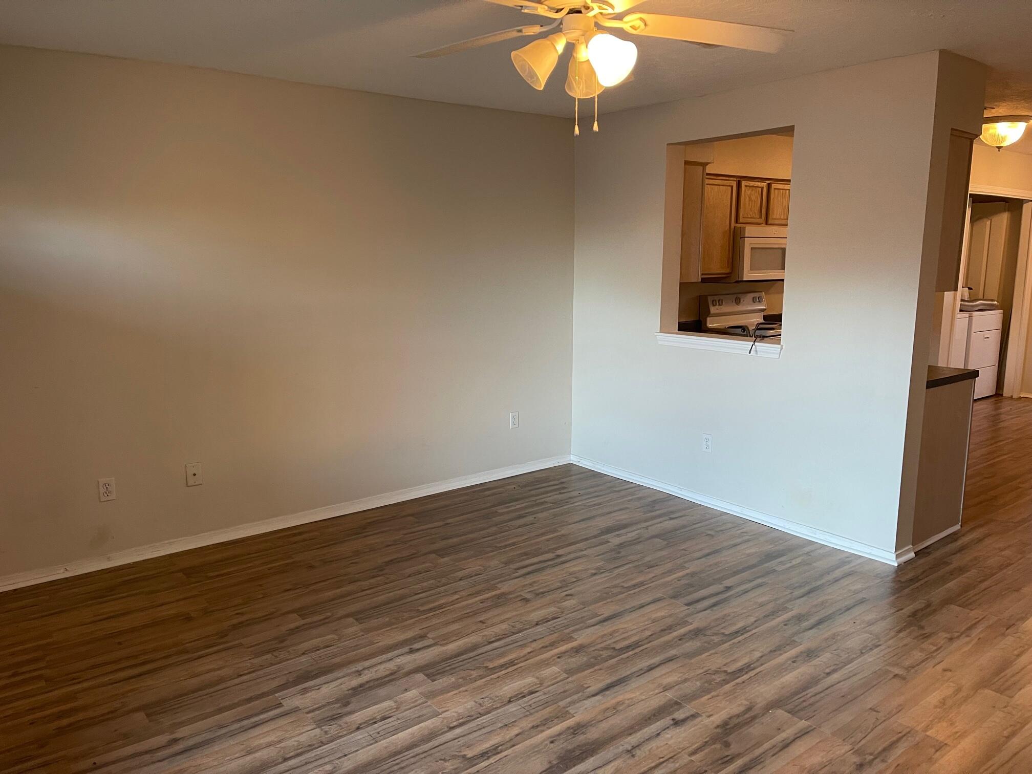 SHAY LIN T/H - Residential