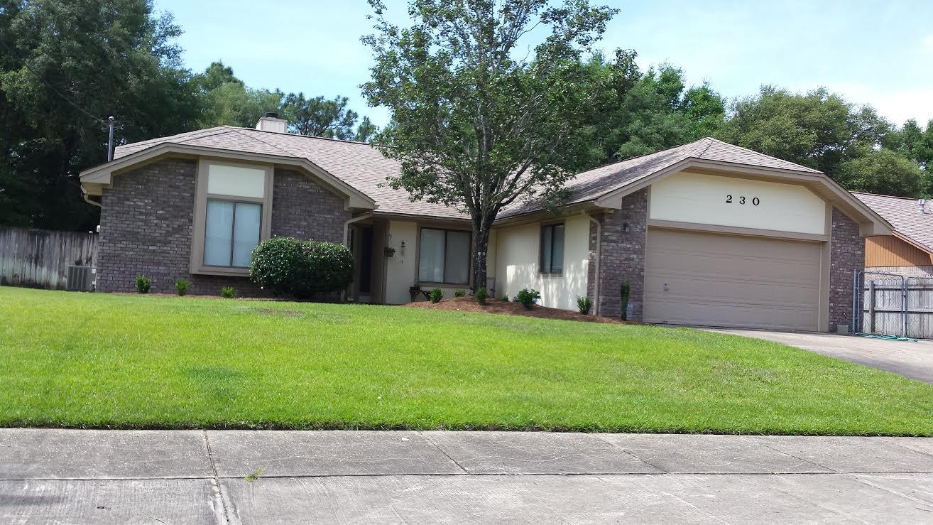 VALPARAISO PINECREST 5 - Residential Lease