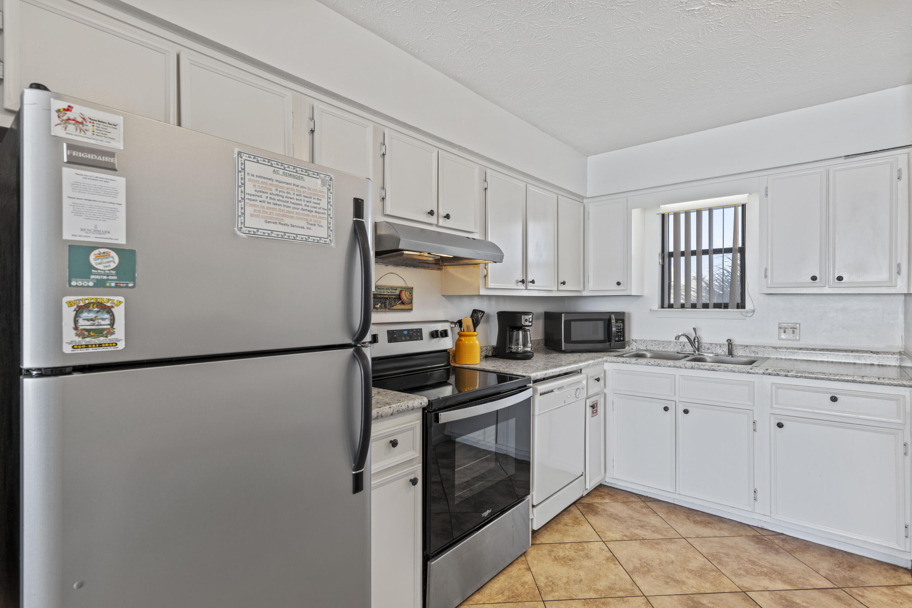 BEACHSIDE CONDO AT SEAGROVE - Residential