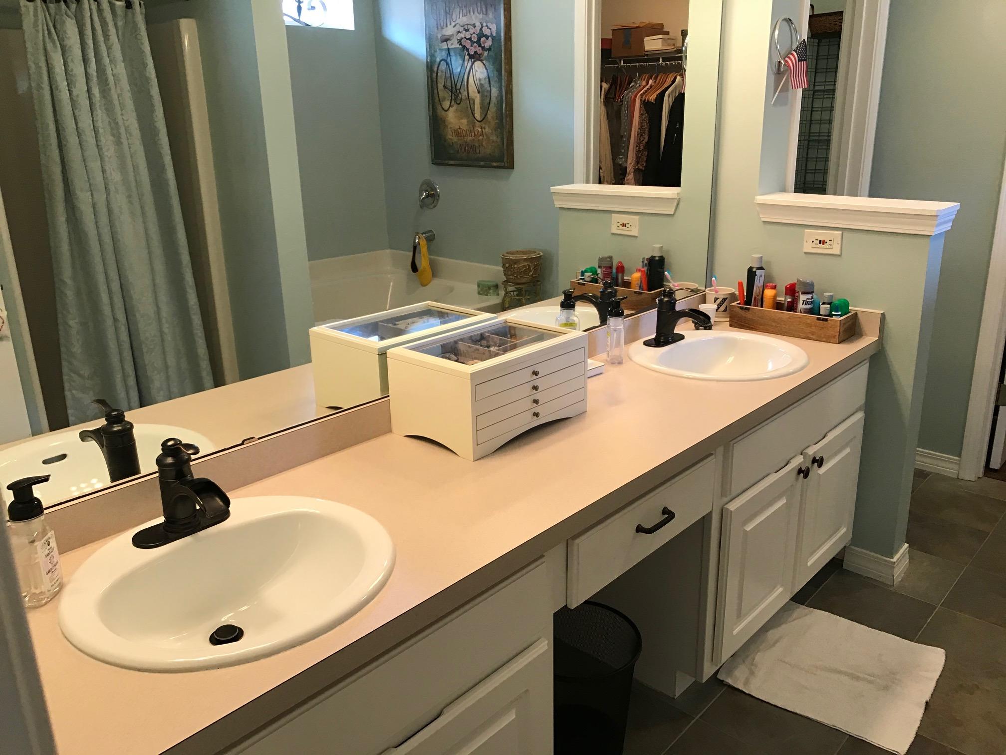 Emerald Village Phase 11 - Residential