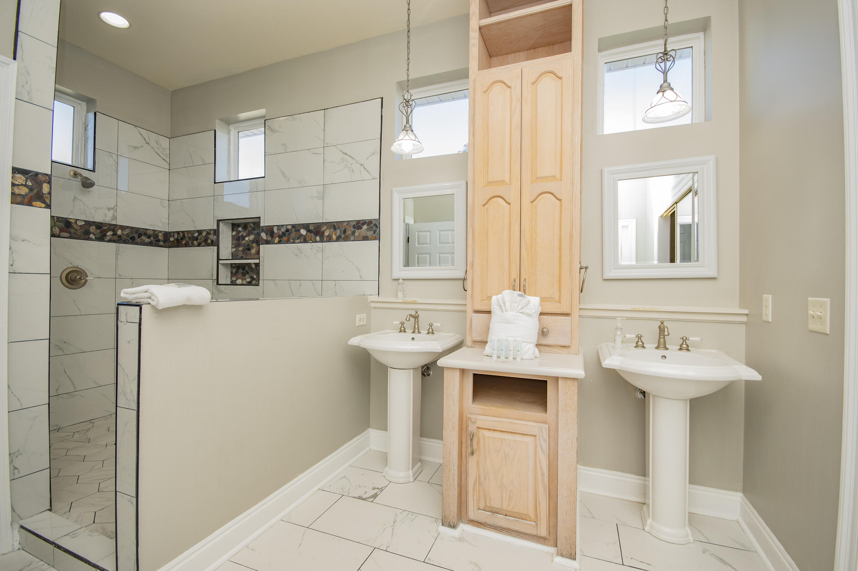 LA VALENCIA BEACH RESORT - Residential