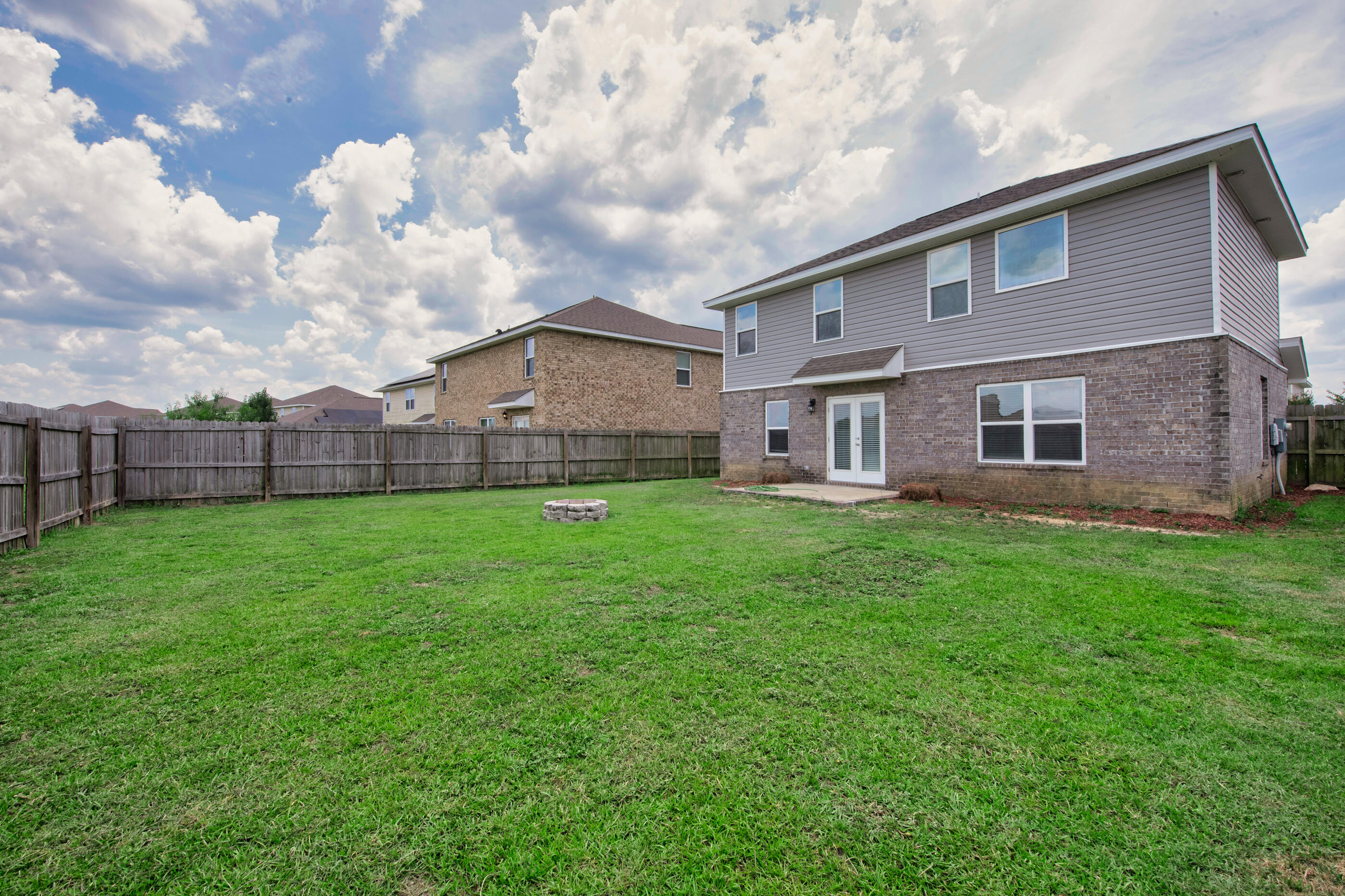 Redstone Commons - Residential