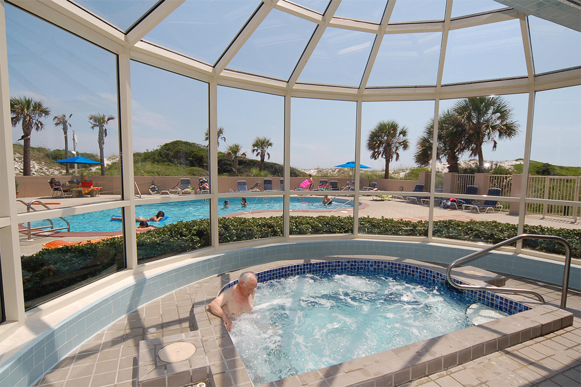 TOPS'L BEACH MANOR - Residential