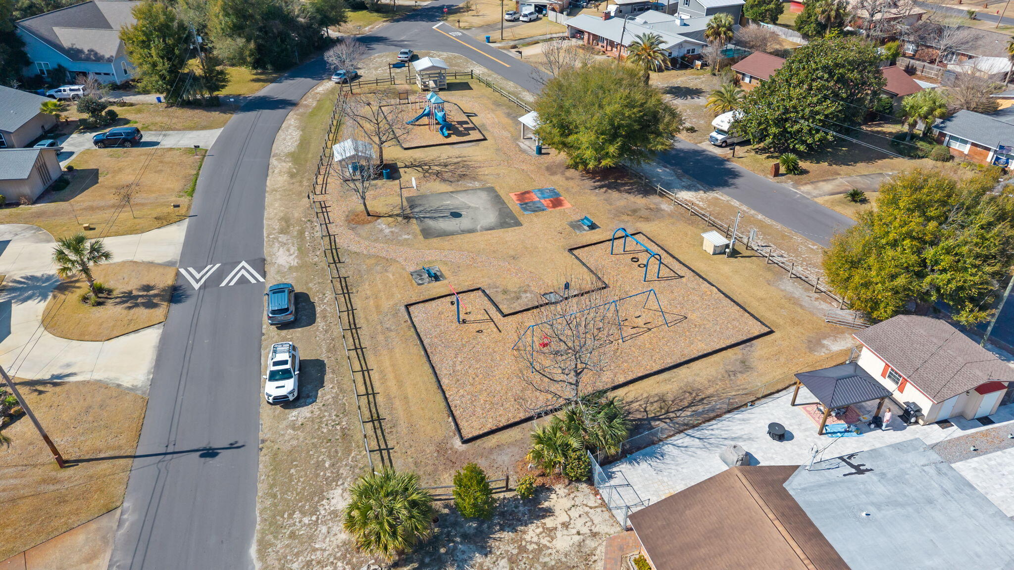 ISLAND VIEW ESTATES - Residential