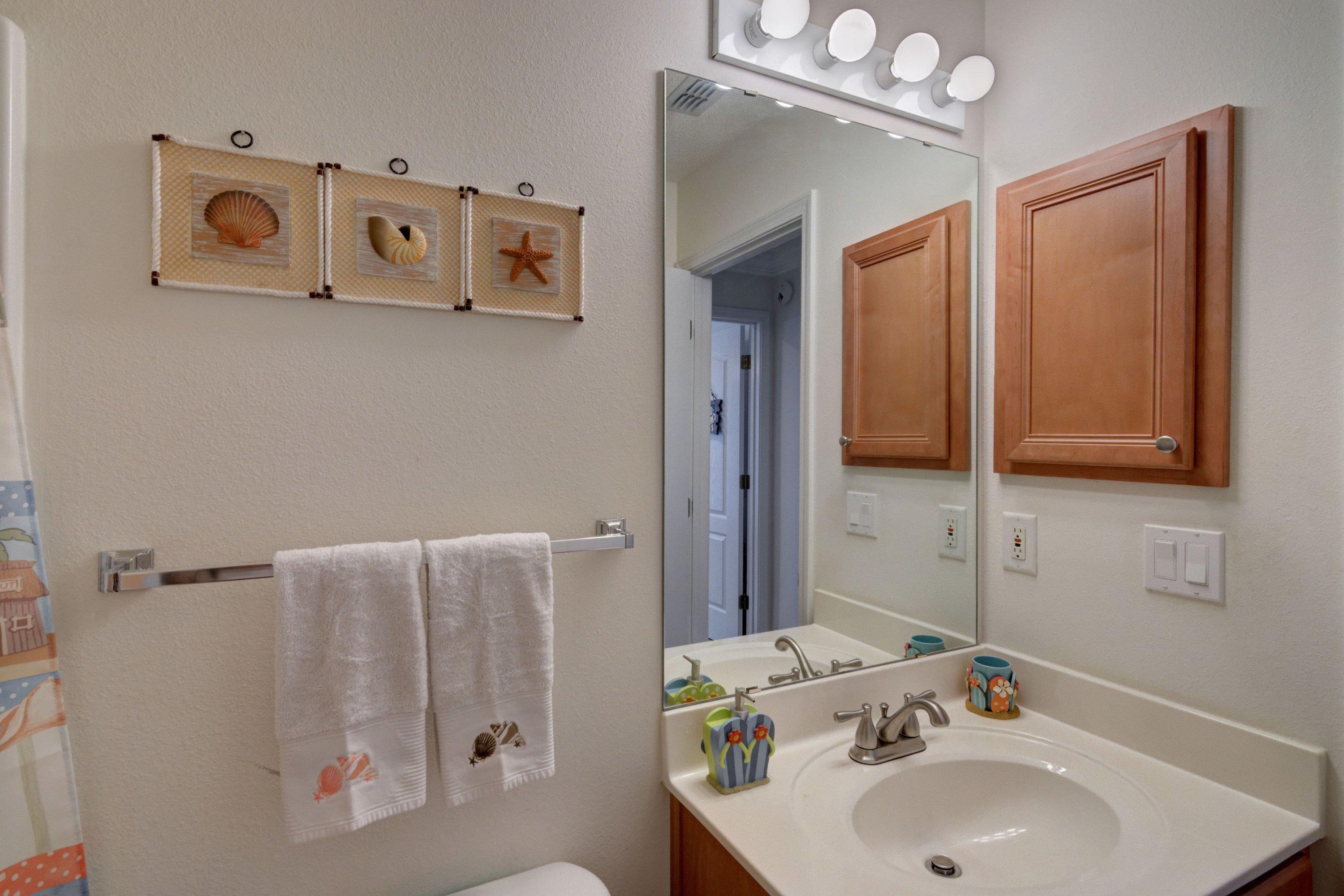 PARADISE RETREAT - Residential