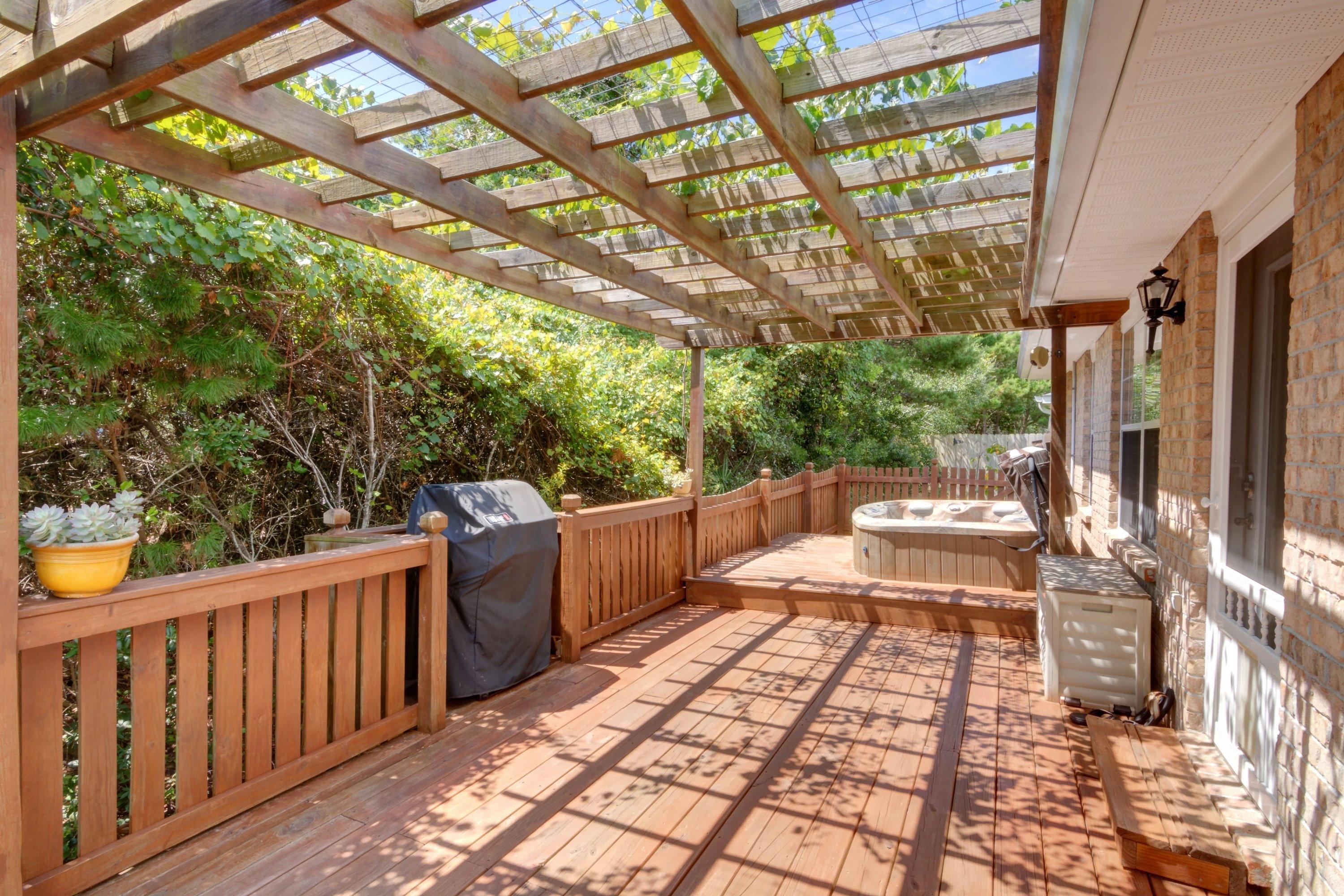 PARADISE RETREAT - Residential