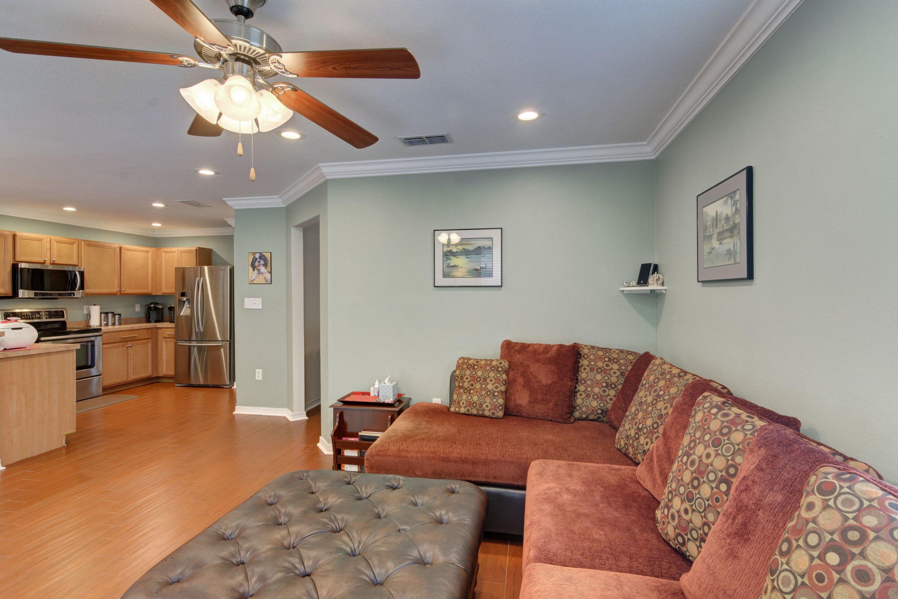 PARADISE RETREAT - Residential