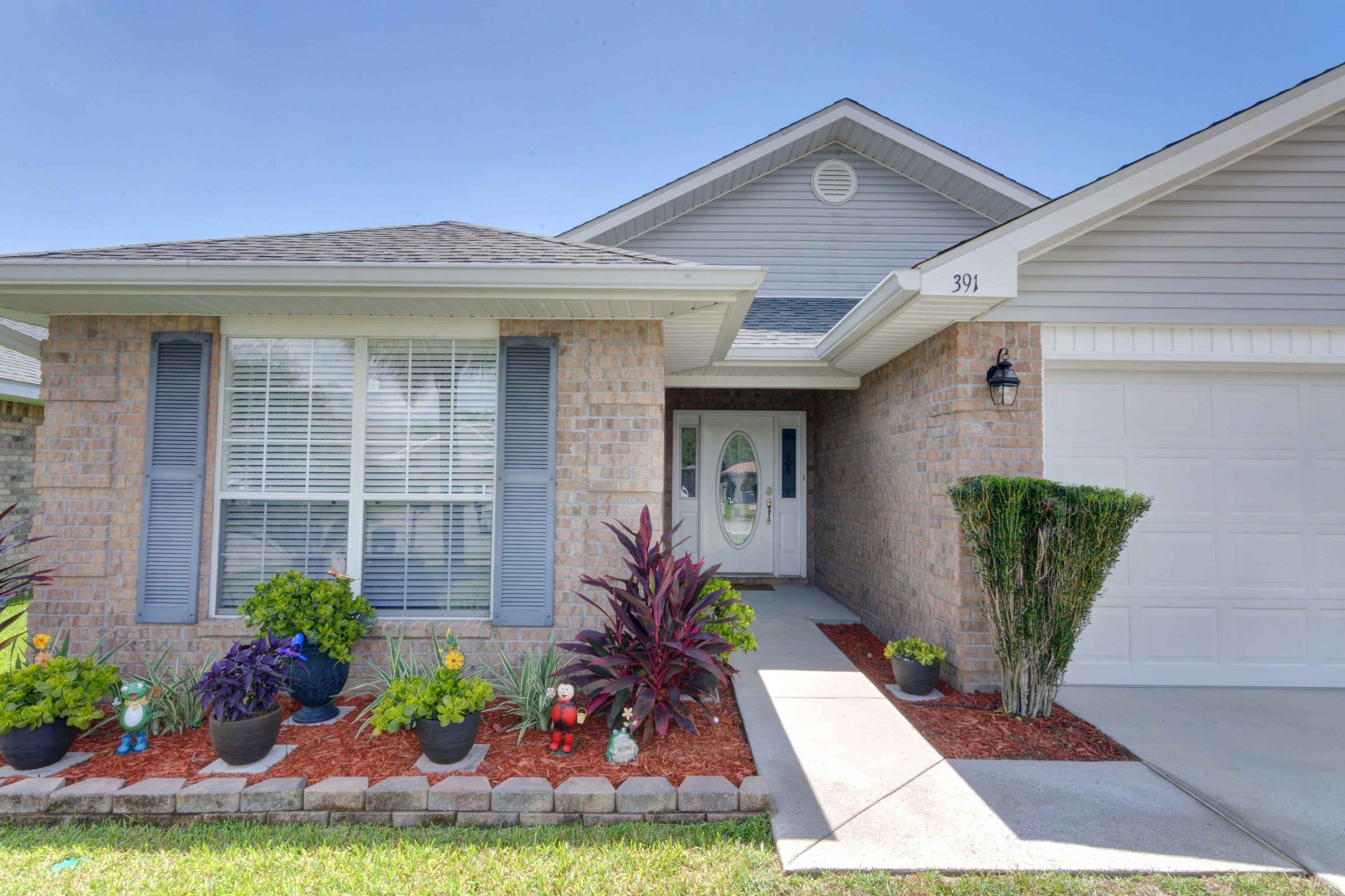 PARADISE RETREAT - Residential