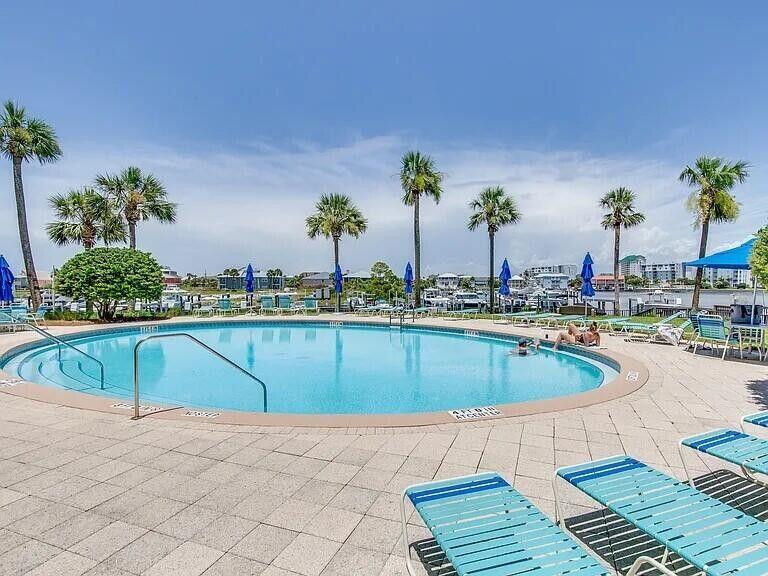 HARBOR LANDING - Residential Lease