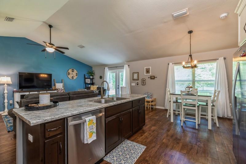 AUBURN HEIGHTS - Residential