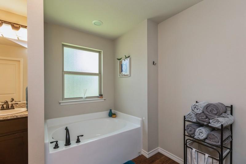 AUBURN HEIGHTS - Residential