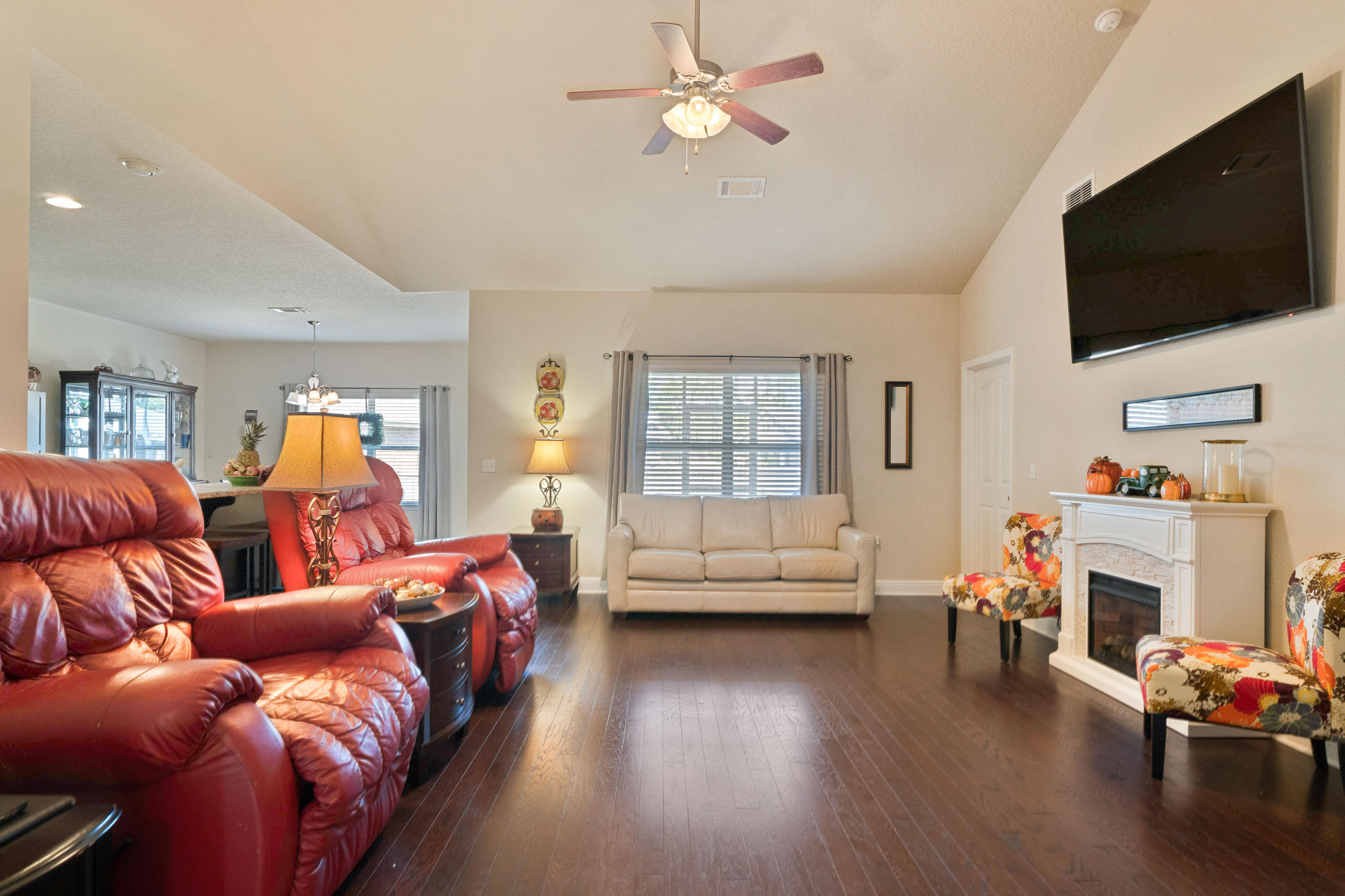 PEACH CREEK PH 1 - Residential