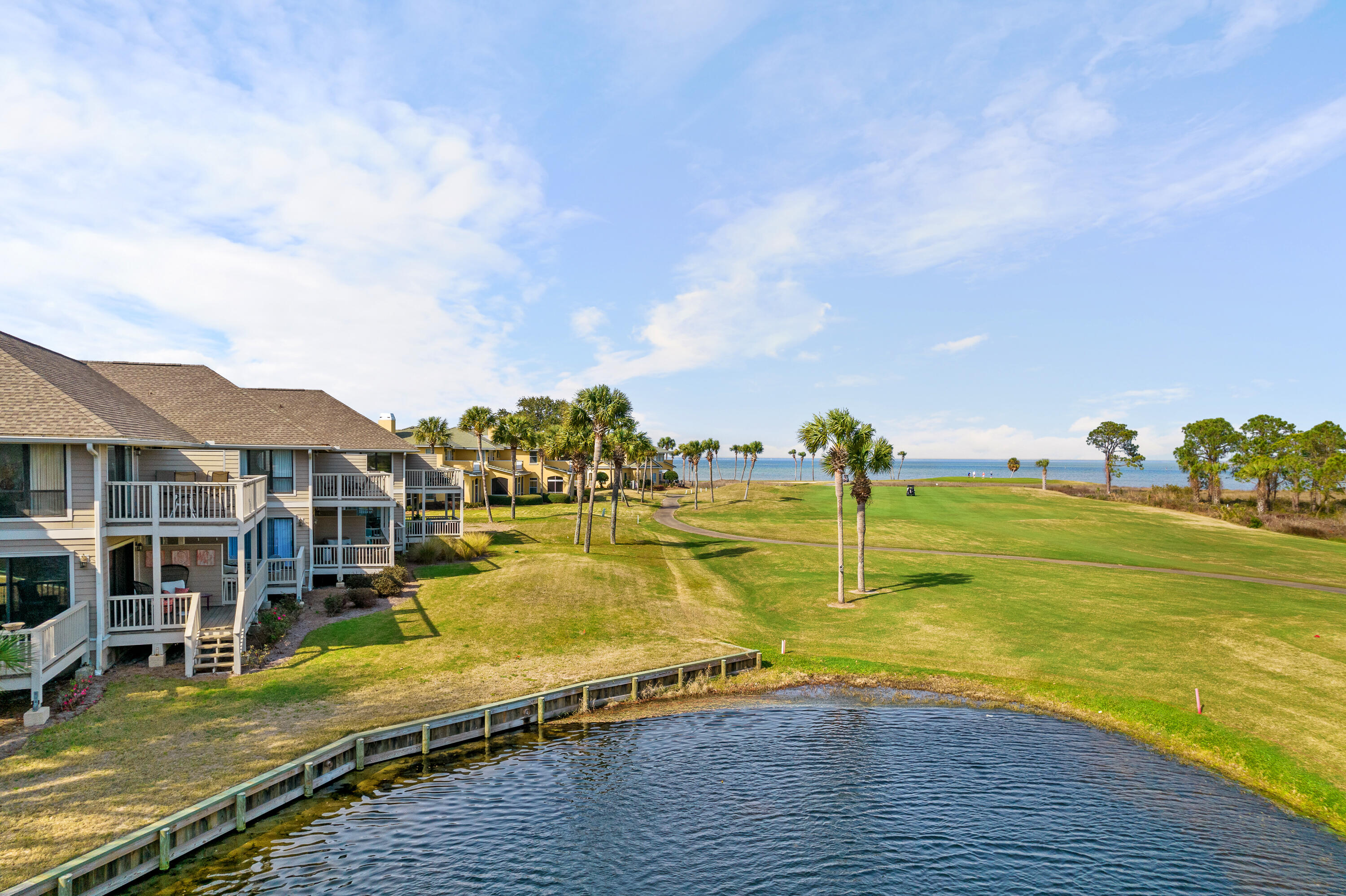 HARBOUR POINT CONDO - Residential