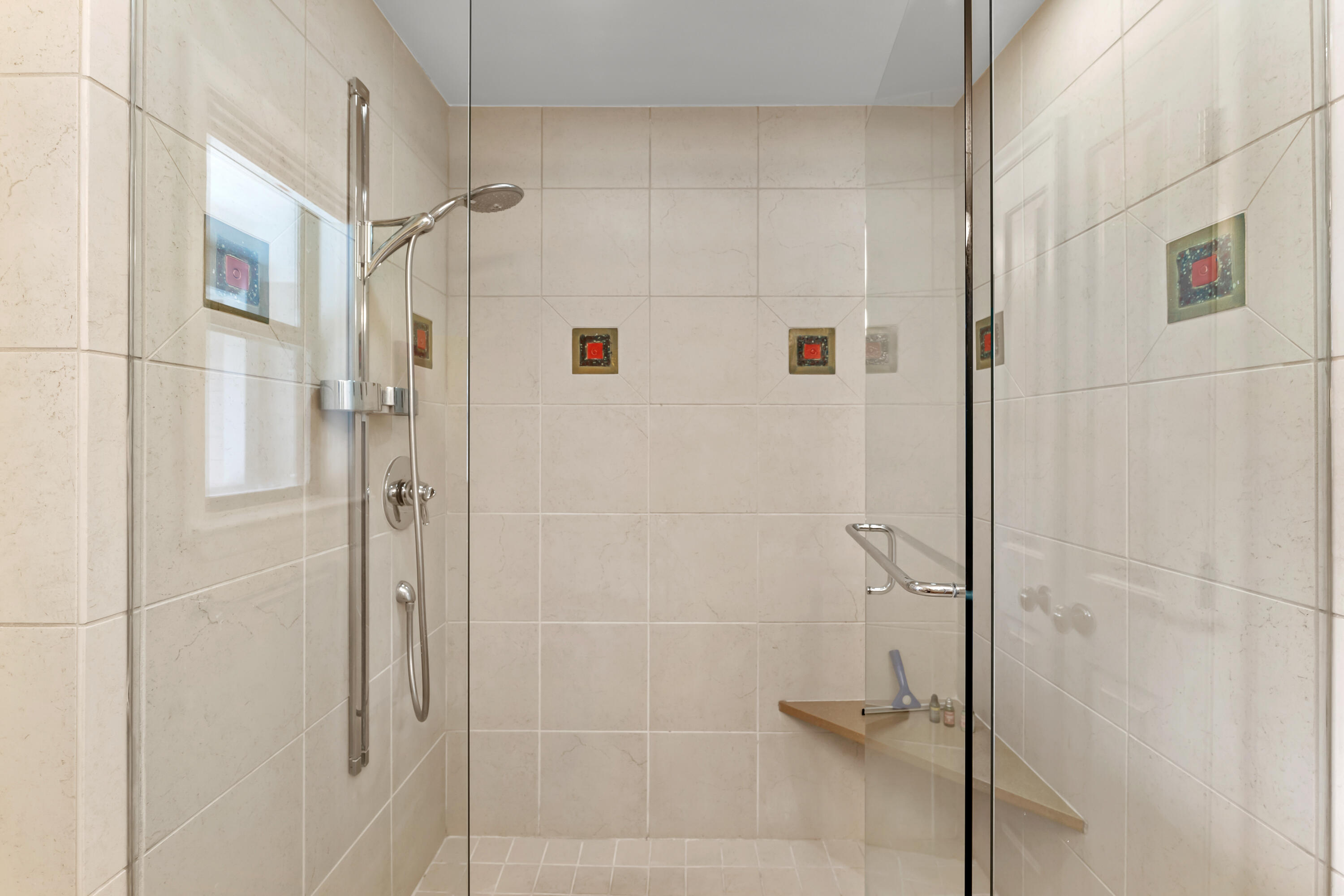 HARBOUR POINT CONDO - Residential