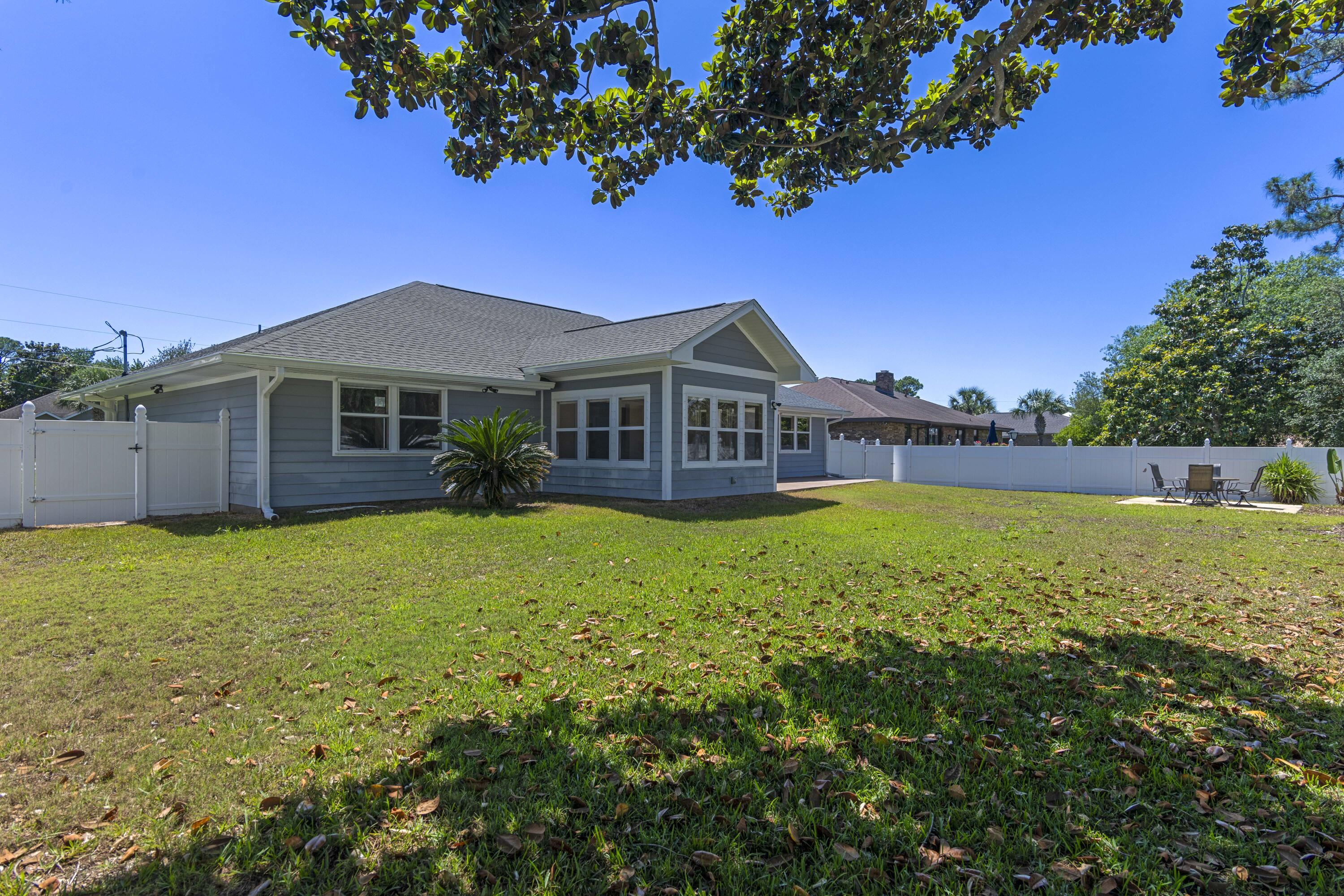 HOLIDAY SHORES ESTATES 3RD ADDN - Residential