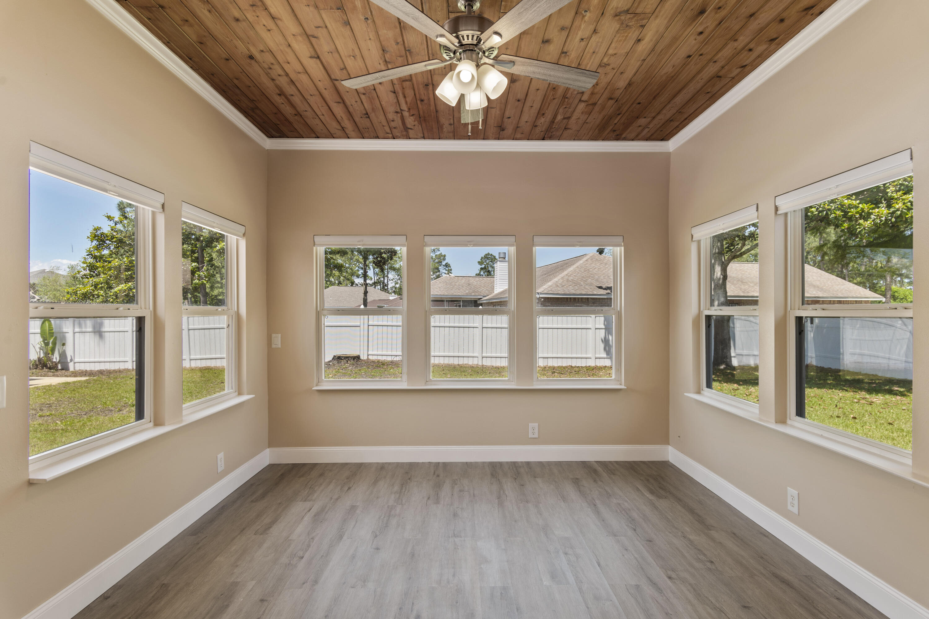 HOLIDAY SHORES ESTATES 3RD ADDN - Residential