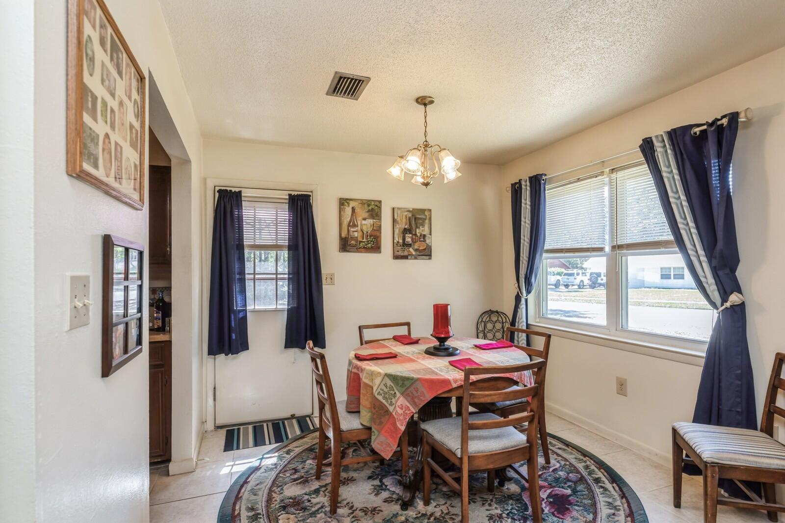 PINEWOOD ESTATES - Residential