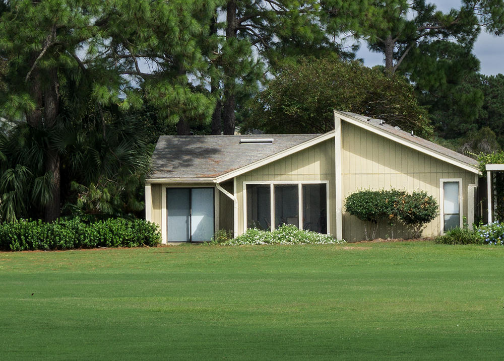 LINKSIDE VILLAGE UNIT 1 - Residential