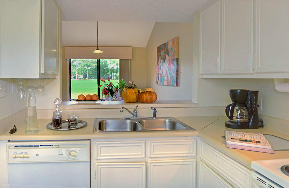 LINKSIDE VILLAGE UNIT 1 - Residential