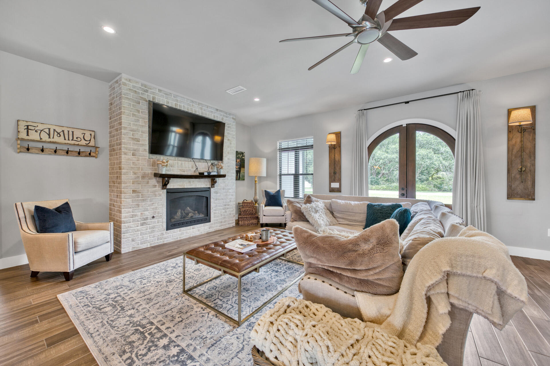 DRIFTWOOD ESTATES - Residential