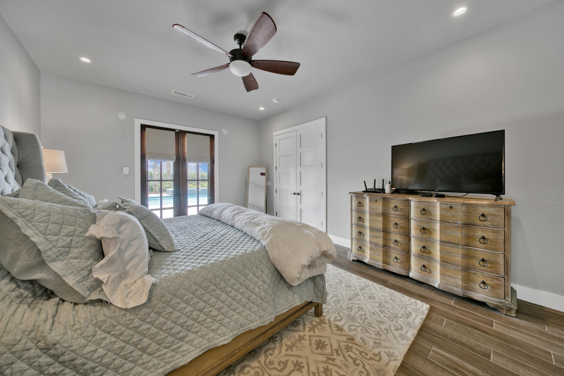 DRIFTWOOD ESTATES - Residential