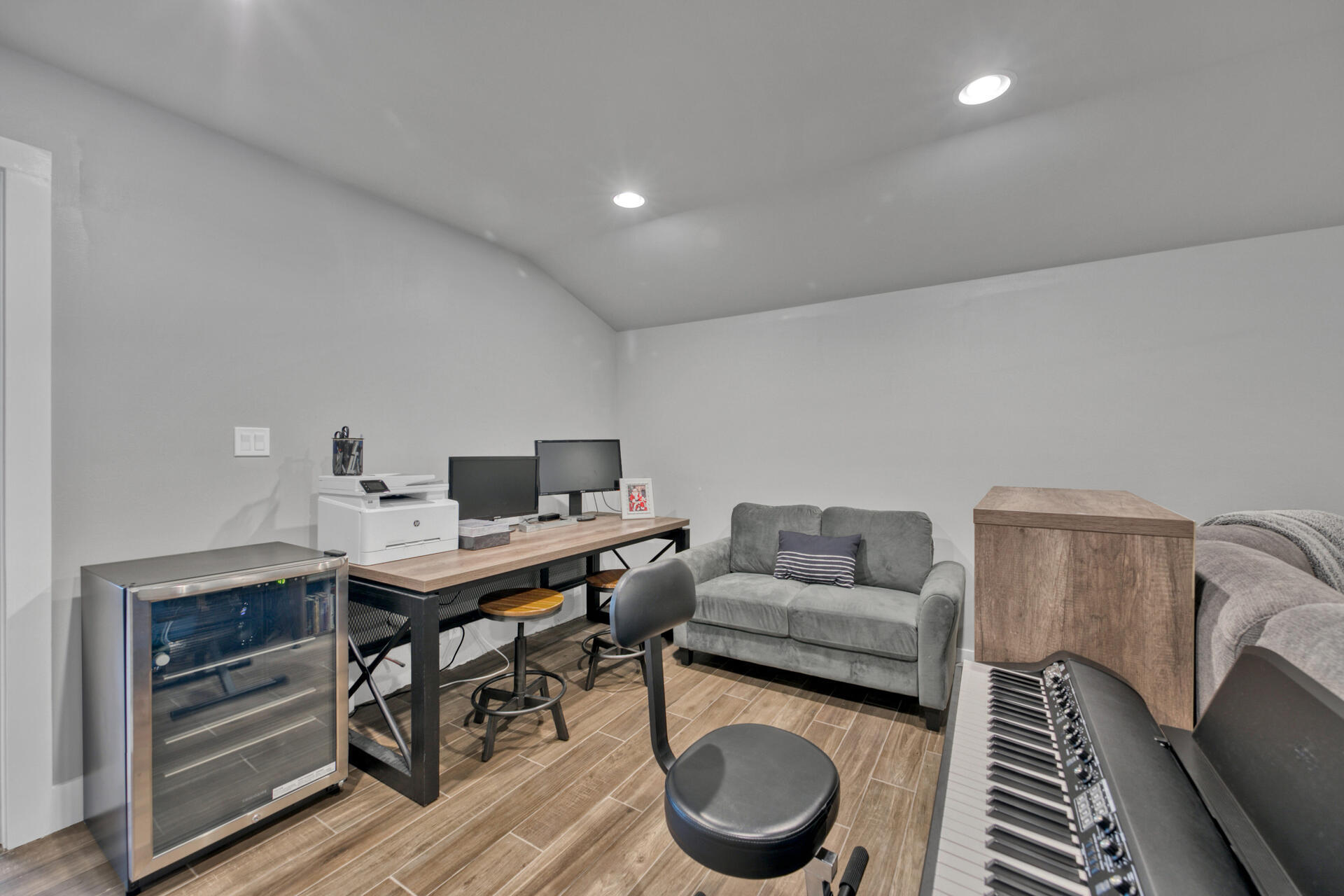 DRIFTWOOD ESTATES - Residential