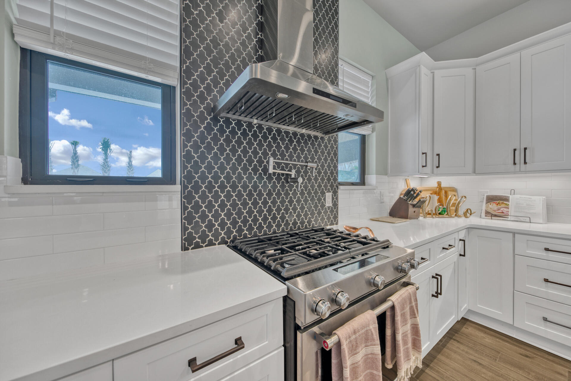 DRIFTWOOD ESTATES - Residential