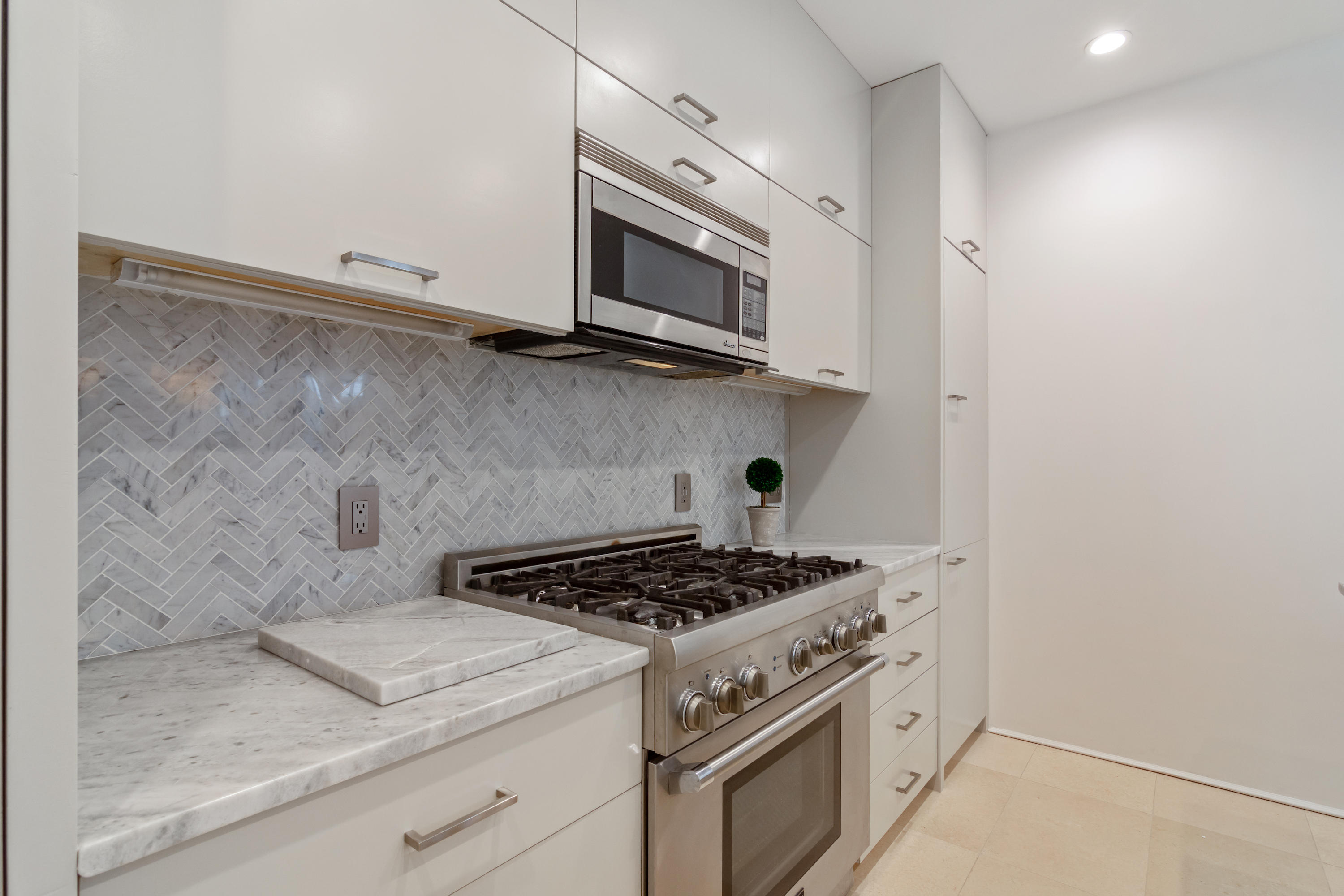 ALYS BEACH - Residential