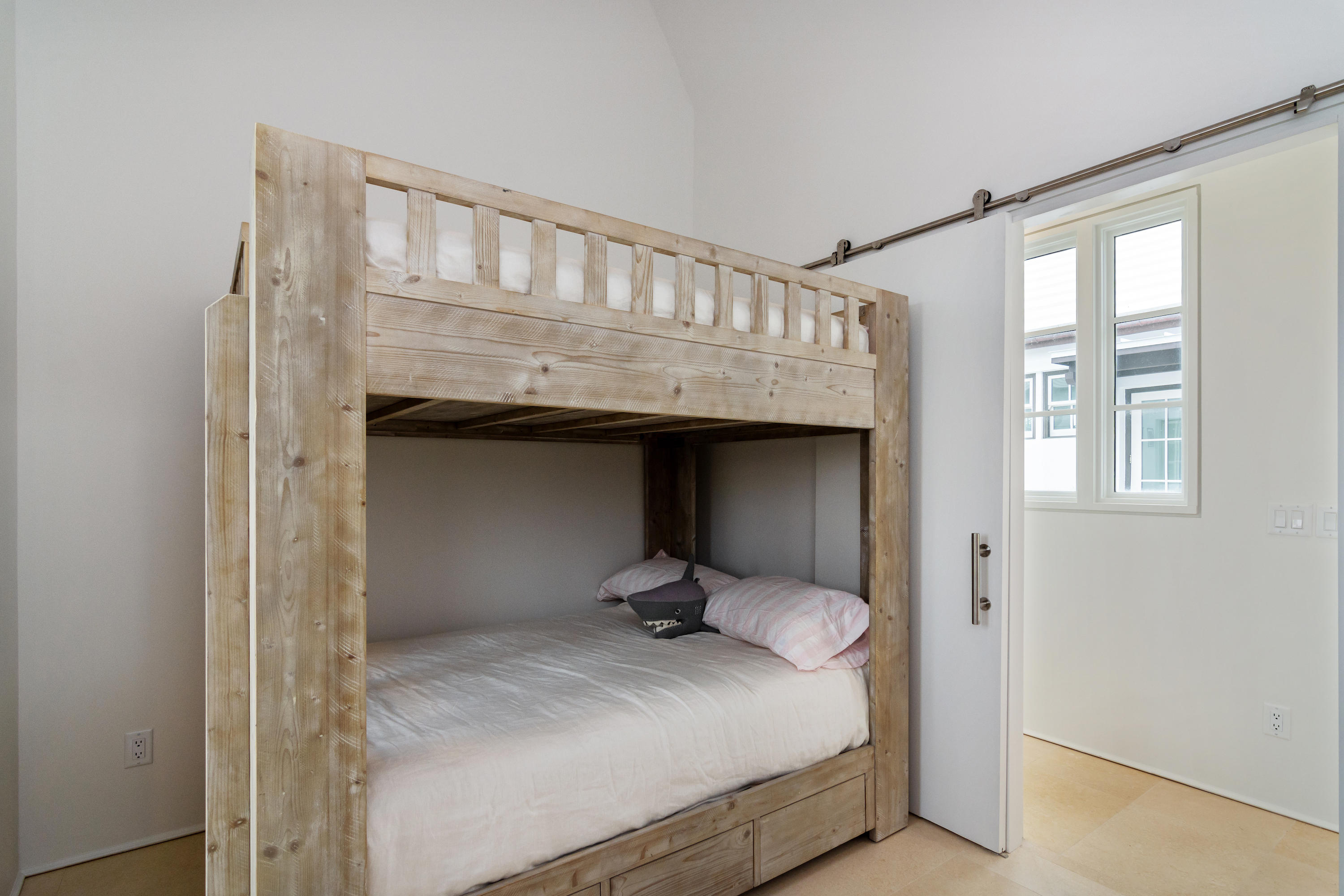 ALYS BEACH - Residential