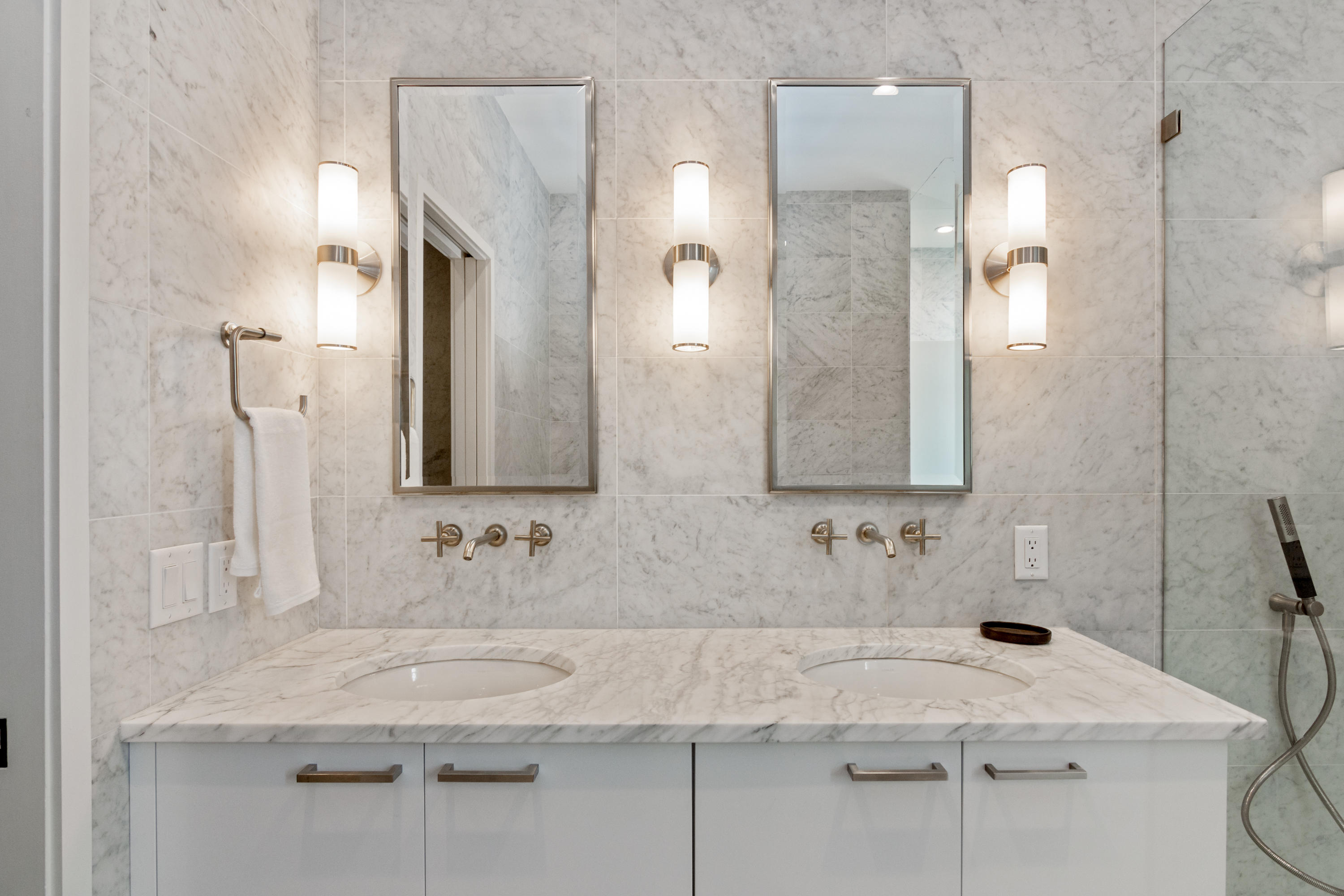 ALYS BEACH - Residential