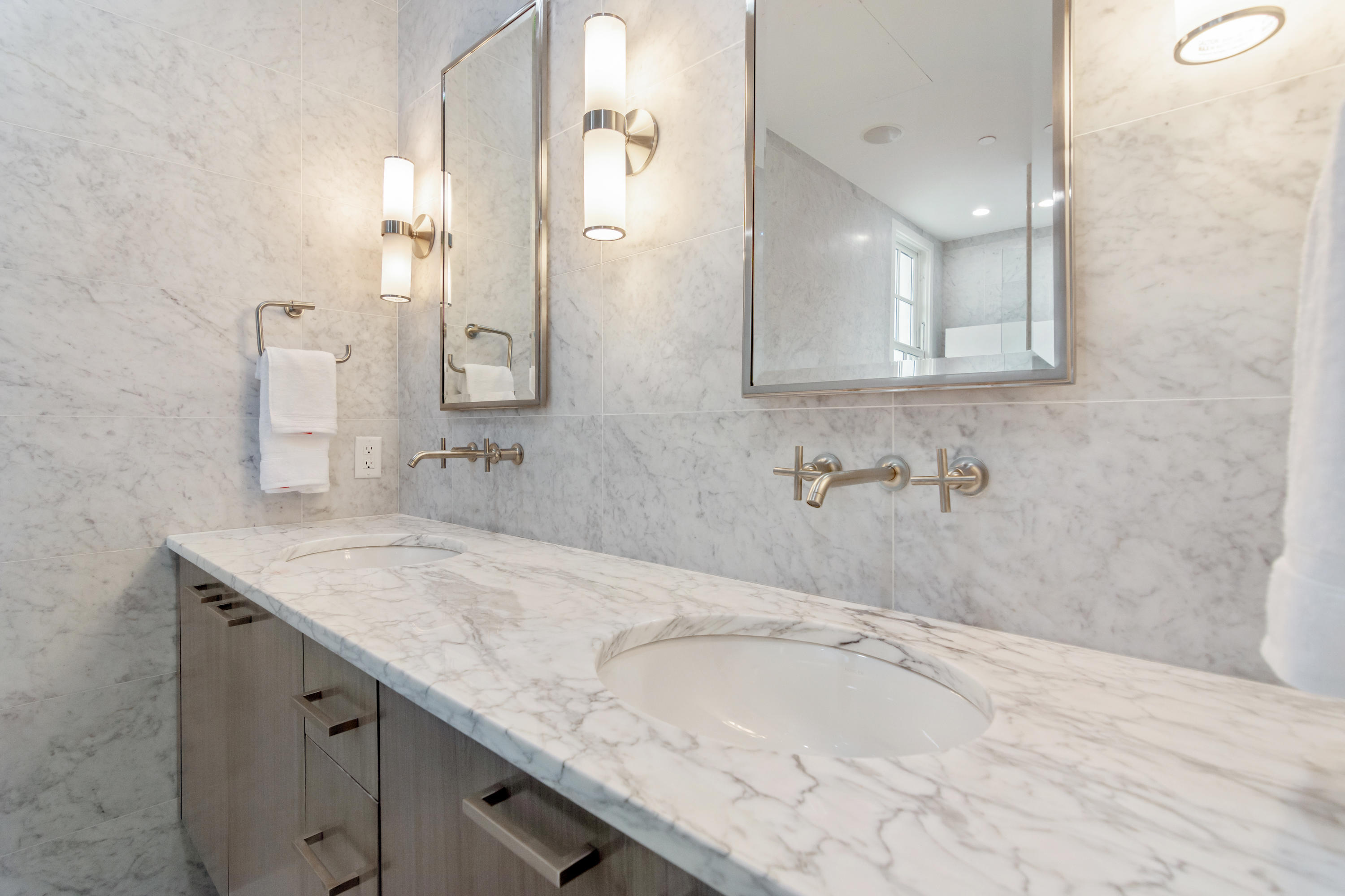 ALYS BEACH - Residential