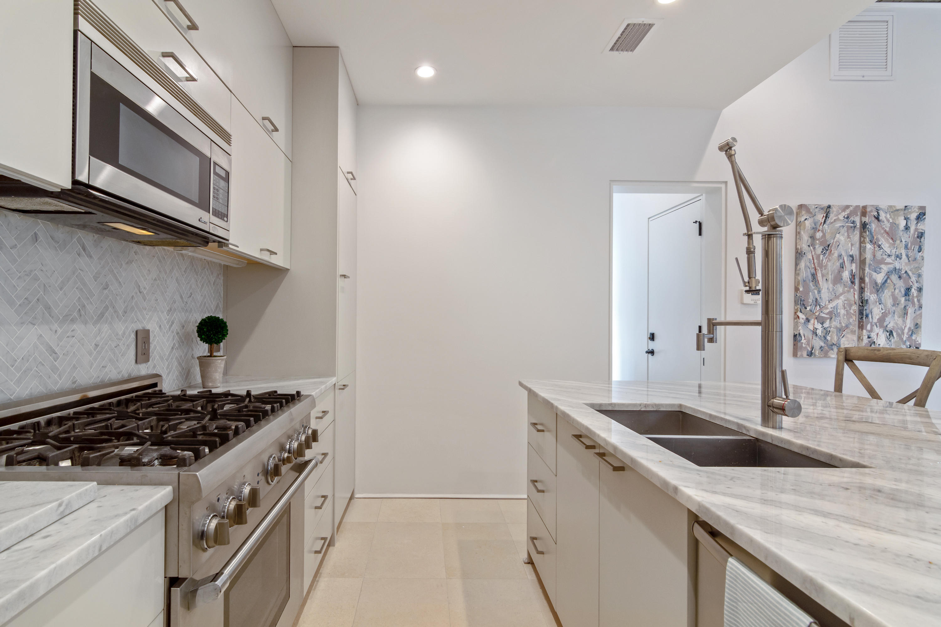 ALYS BEACH - Residential