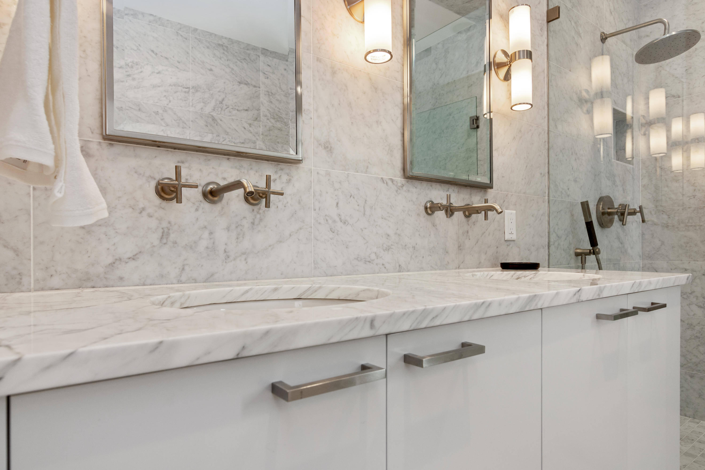 ALYS BEACH - Residential