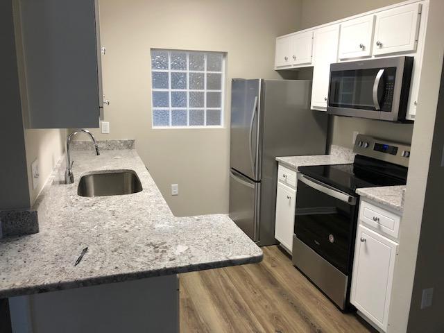 THE OAKS AT NICEVILLE - Residential