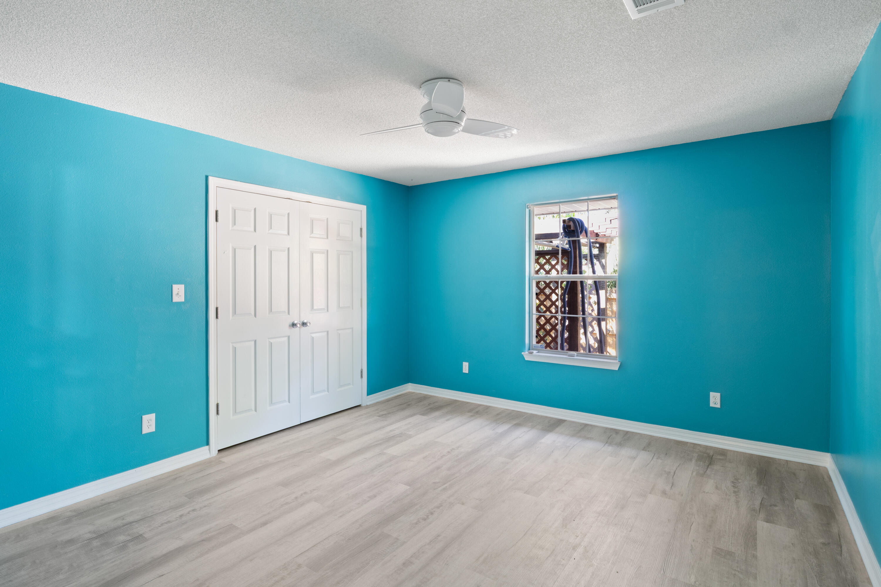 QUAYSIDE VILLAGE PH 2 - Residential